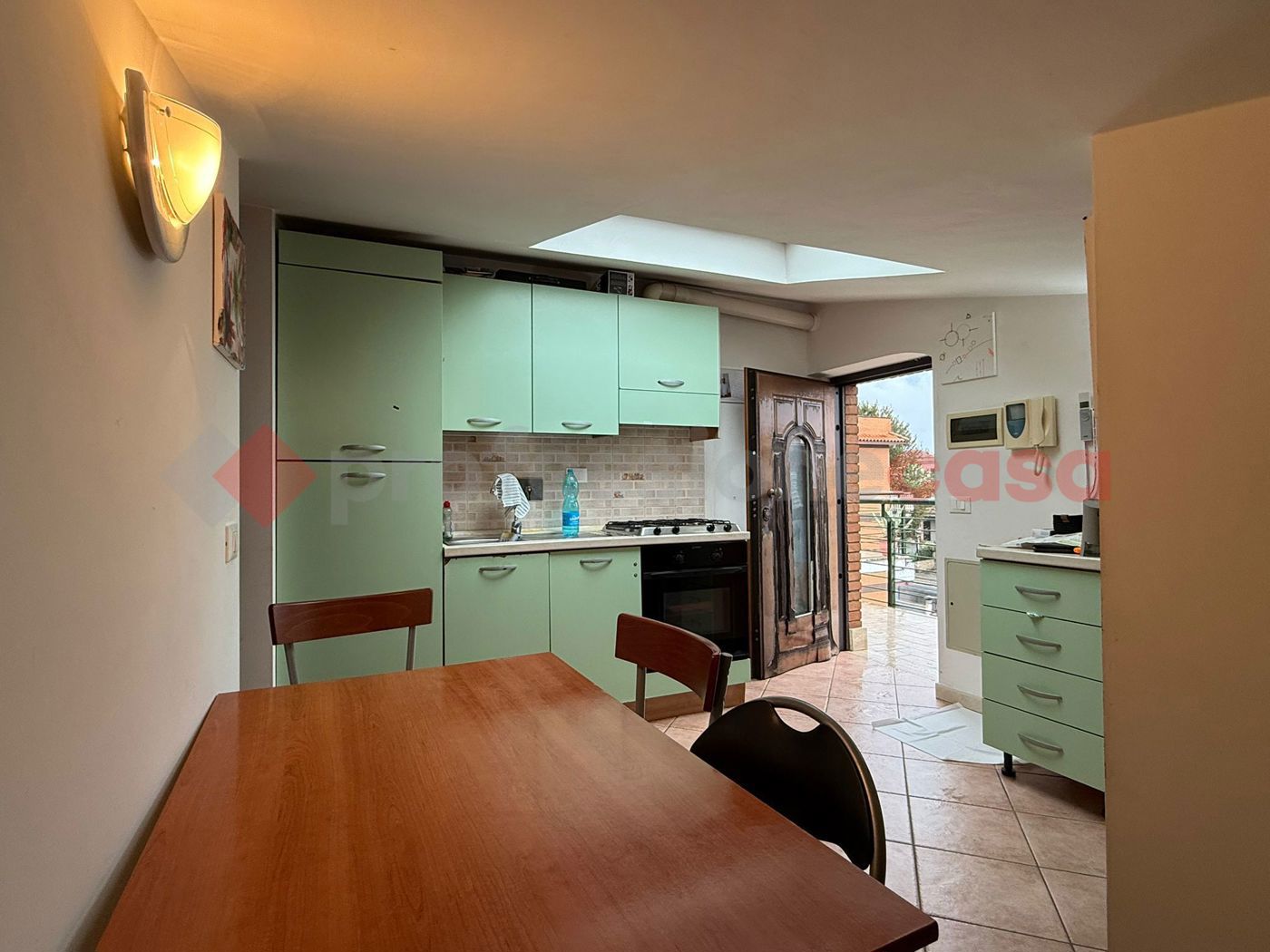 Attico con box a Castel Gandolfo