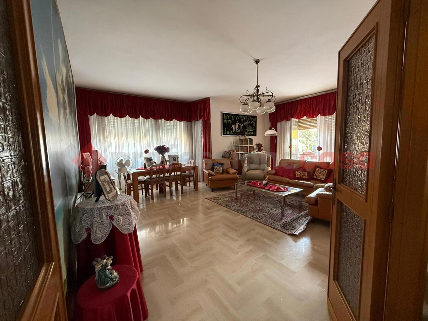 Trilocale da ristrutturare a Albano Laziale