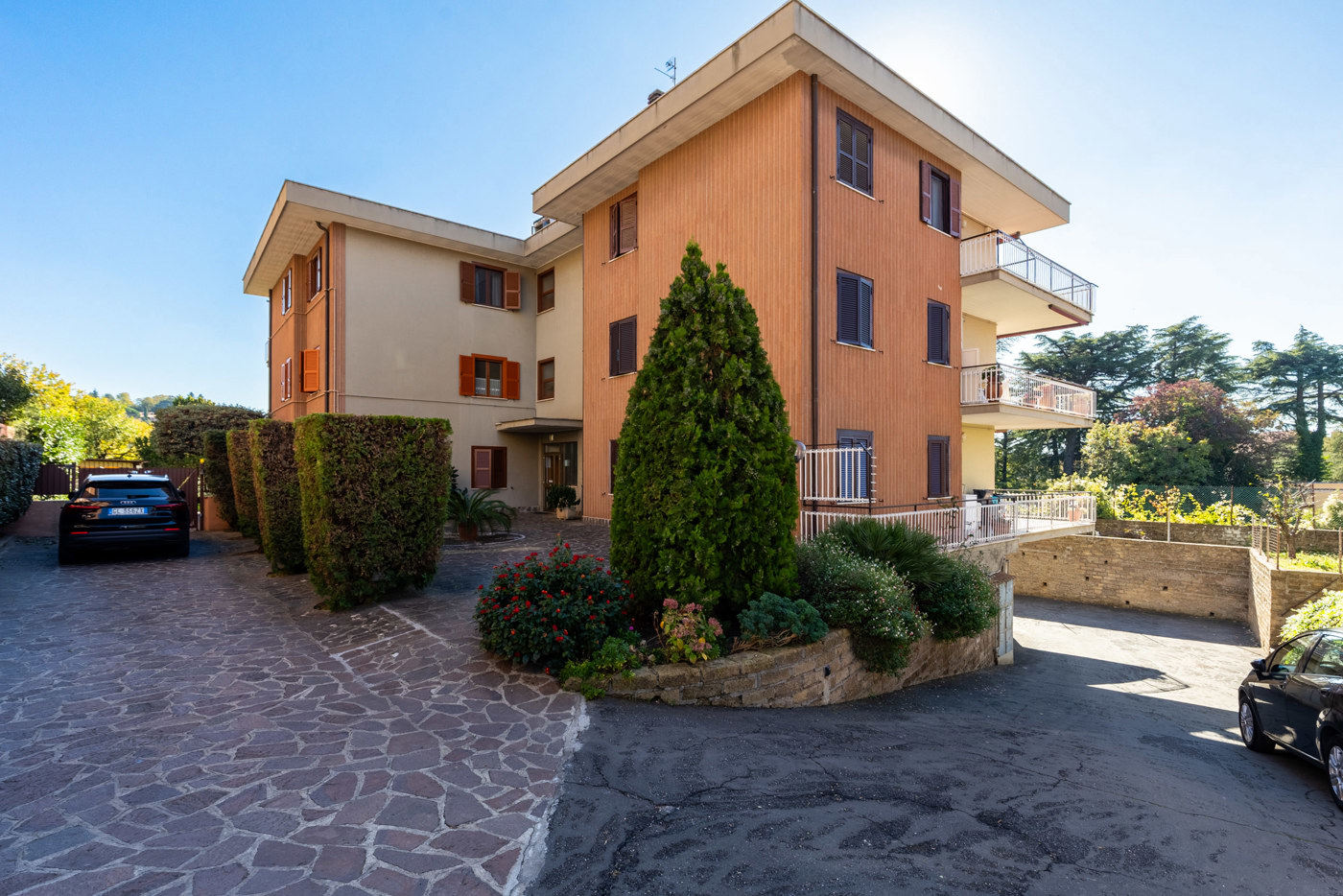 Trilocale con giardino a Ariccia