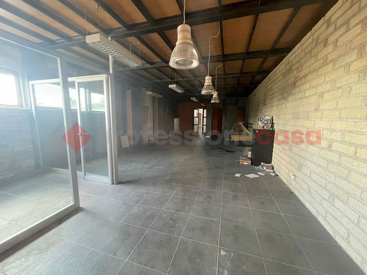 Capannone in affitto a Albano Laziale