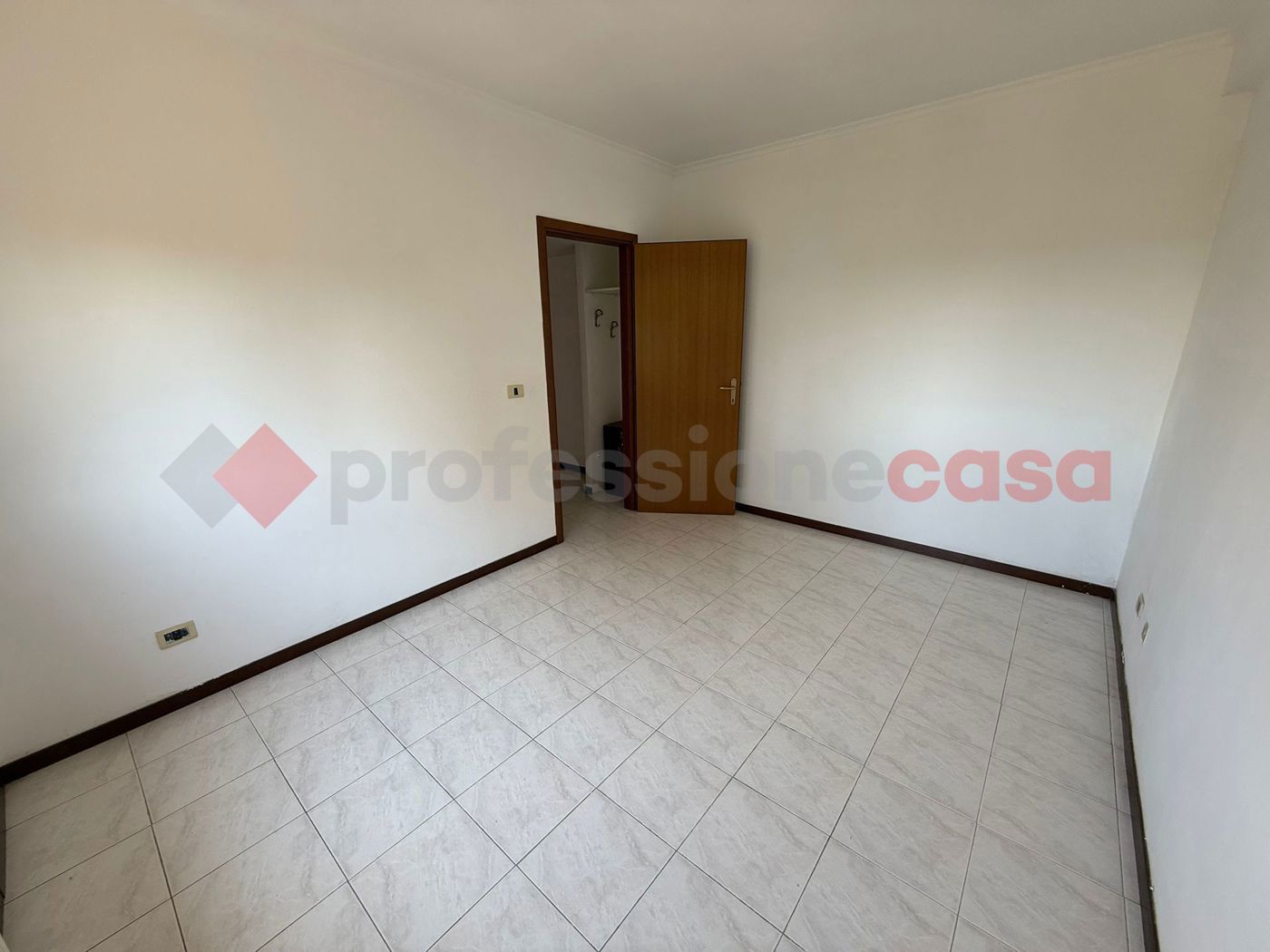Trilocale in vendita a Pomezia