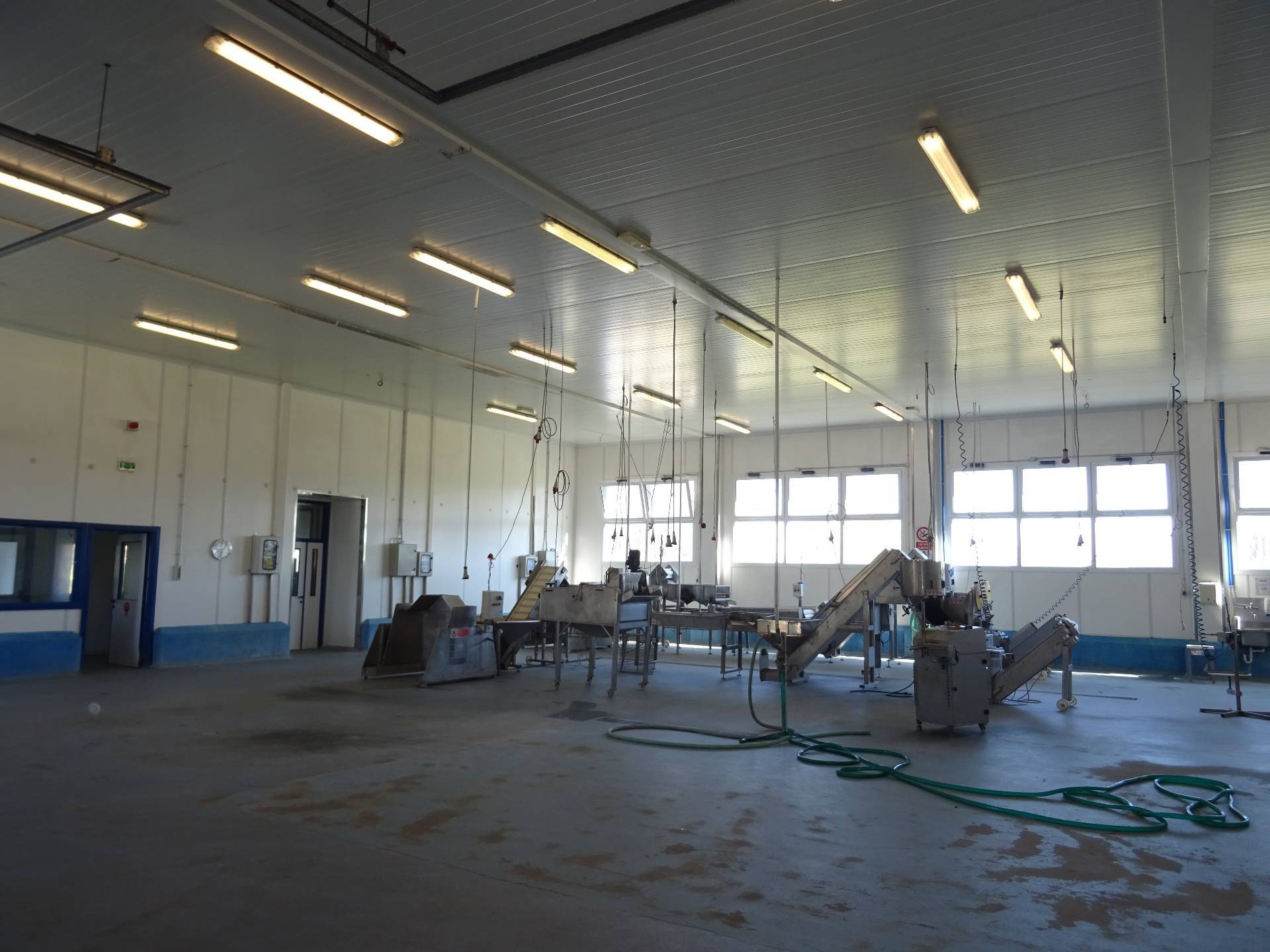 Locale commerciale in vendita a San Giorgio di Nogaro