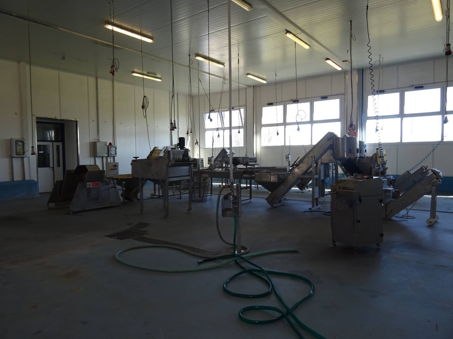 Locale commerciale in vendita a San Giorgio di Nogaro