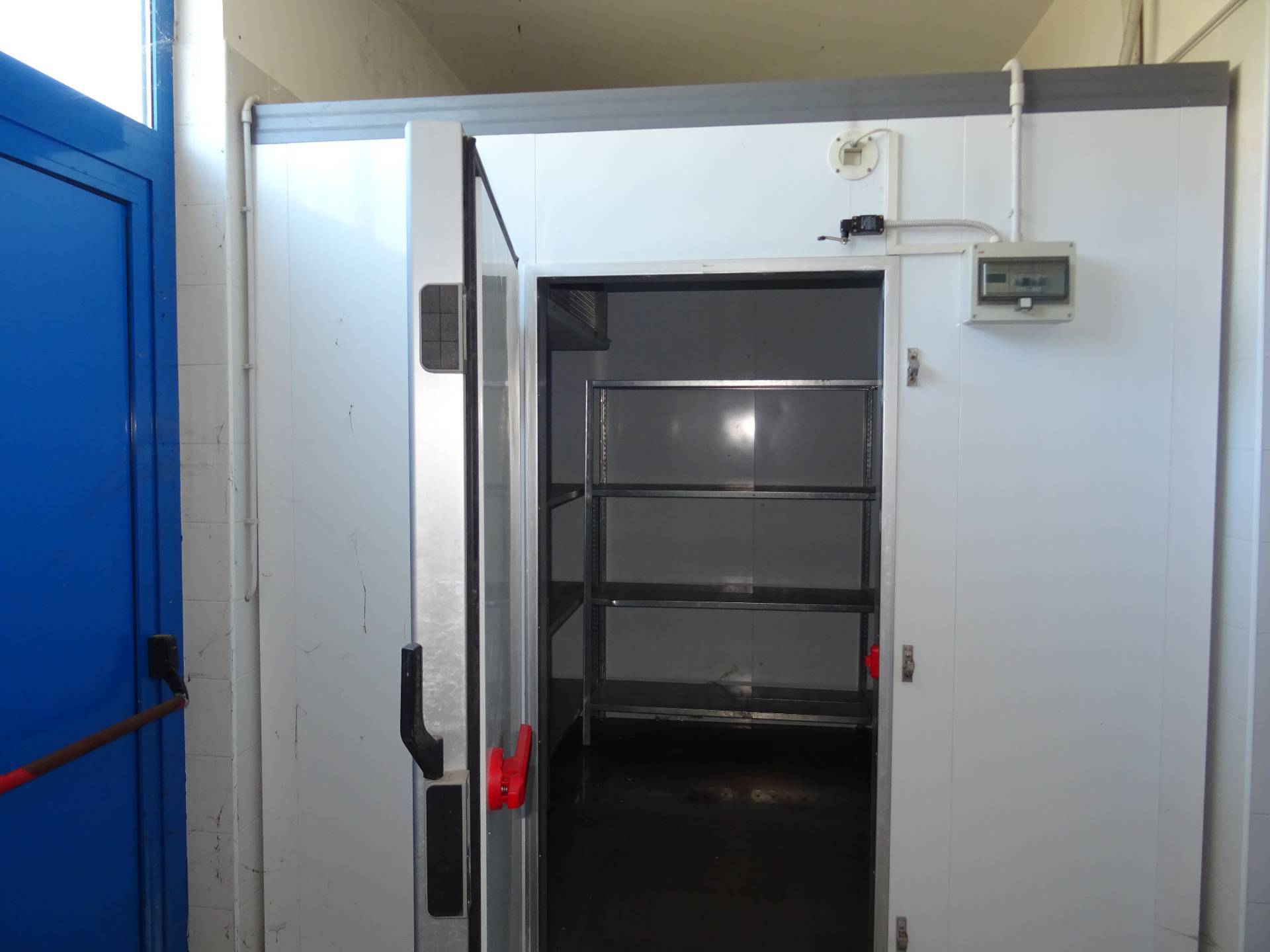 Locale commerciale in vendita a San Giorgio di Nogaro