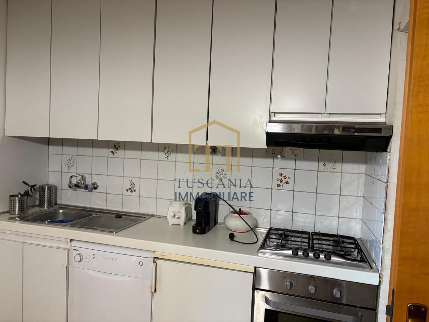 Trilocale arredato in affitto a Colle di Val d'Elsa