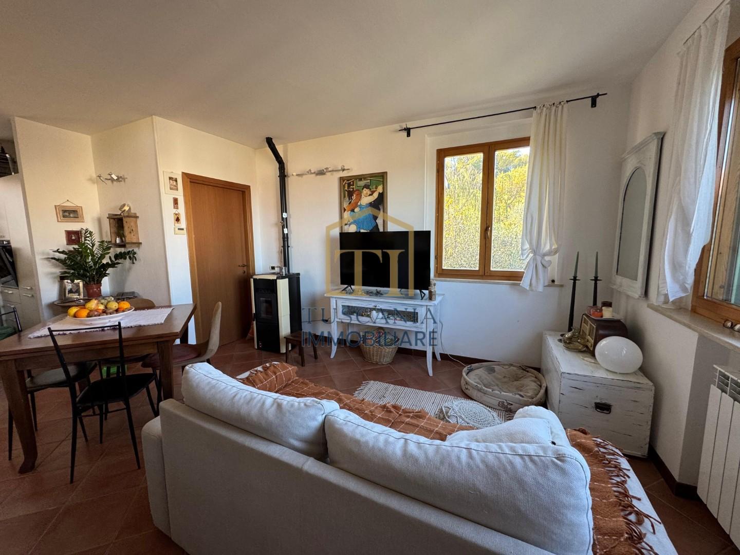 Trilocale con giardino, Casole d'Elsa cavallano