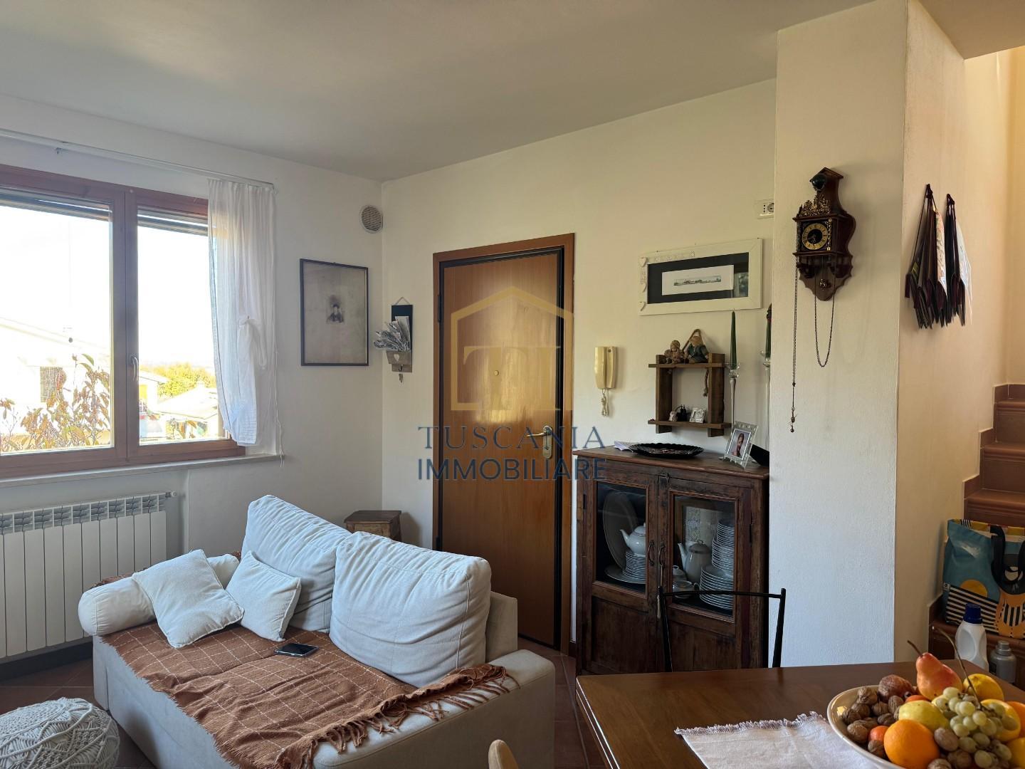 Trilocale con giardino, Casole d'Elsa cavallano