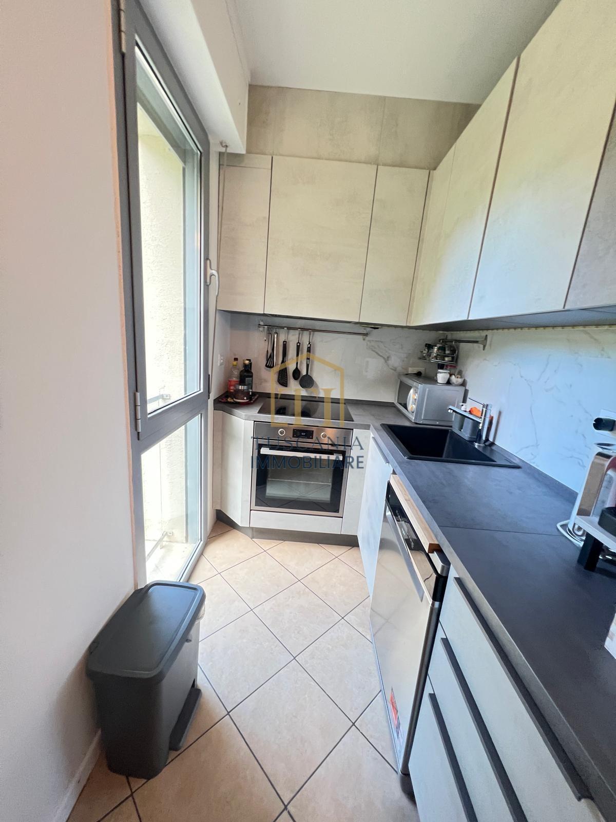 Quadrilocale con terrazzo a Colle di Val d'Elsa