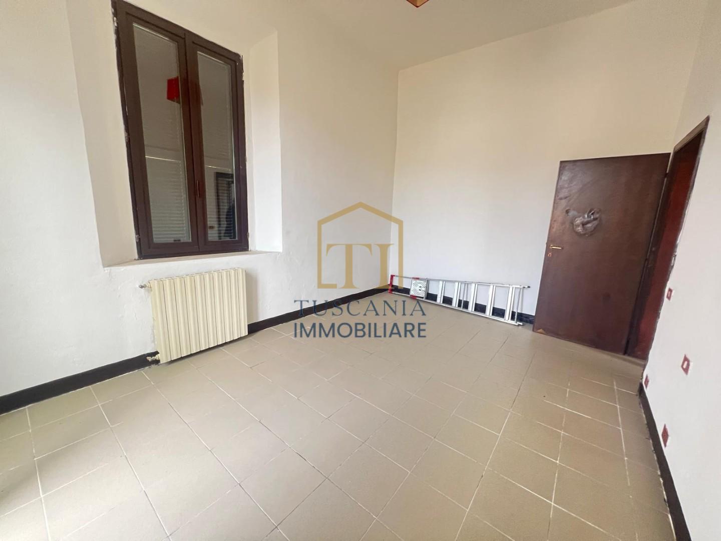 Appartamento con terrazzo, Casole d'Elsa cavallano