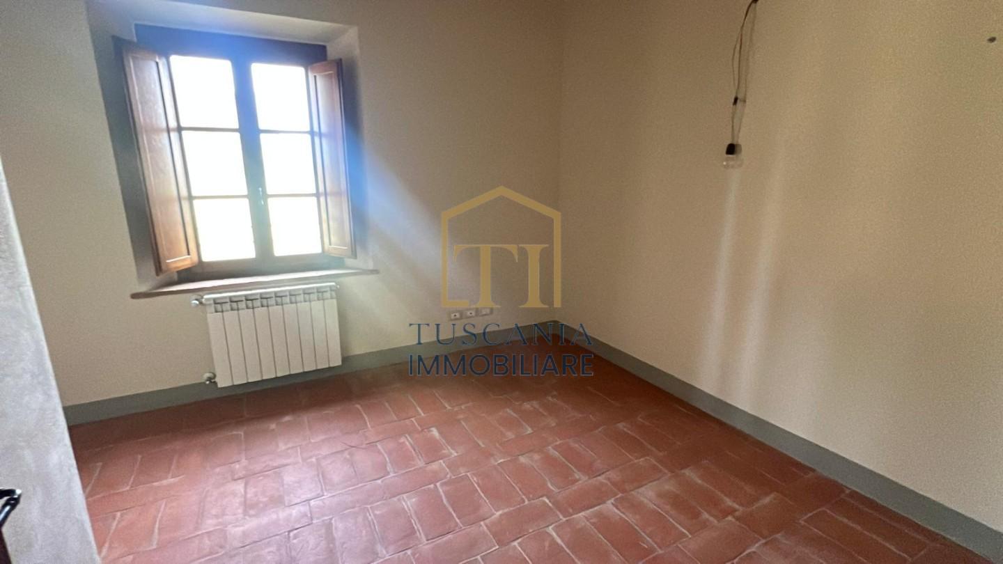 Quadrilocale con giardino, Colle di Val d'Elsa campiglia