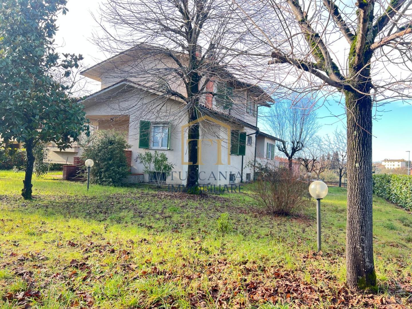 Casa indipendente in vendita a Colle di Val d'Elsa