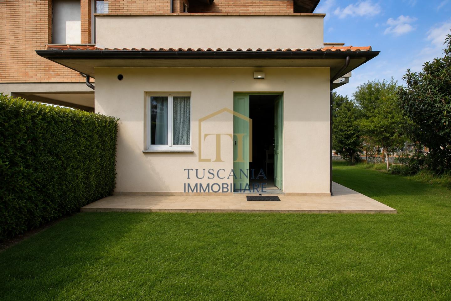 Quadrilocale con giardino, Colle di Val d'Elsa borgo nuovo