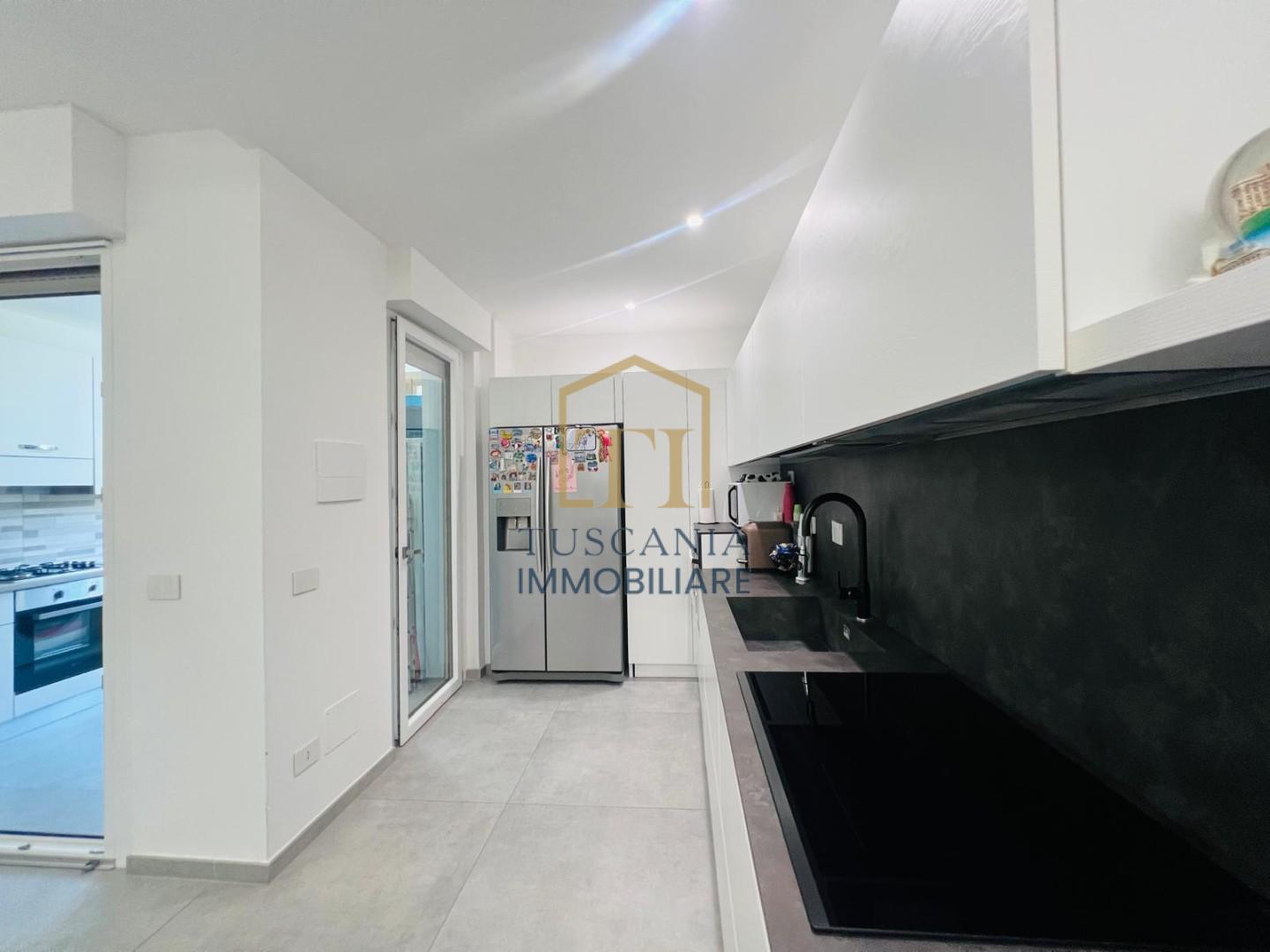 Appartamento con terrazzi, Poggibonsi bellavista