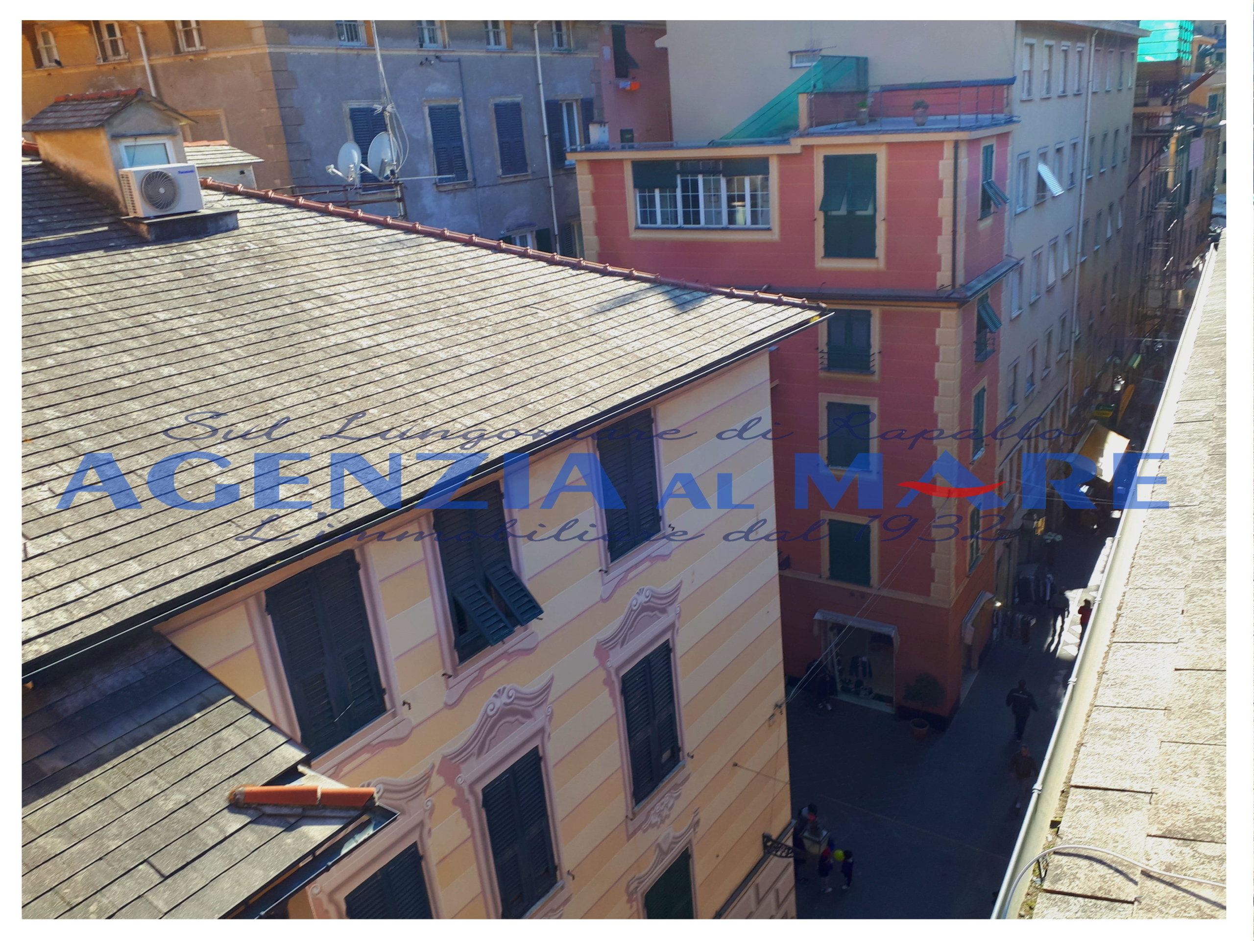 Trilocale con terrazzo a Rapallo