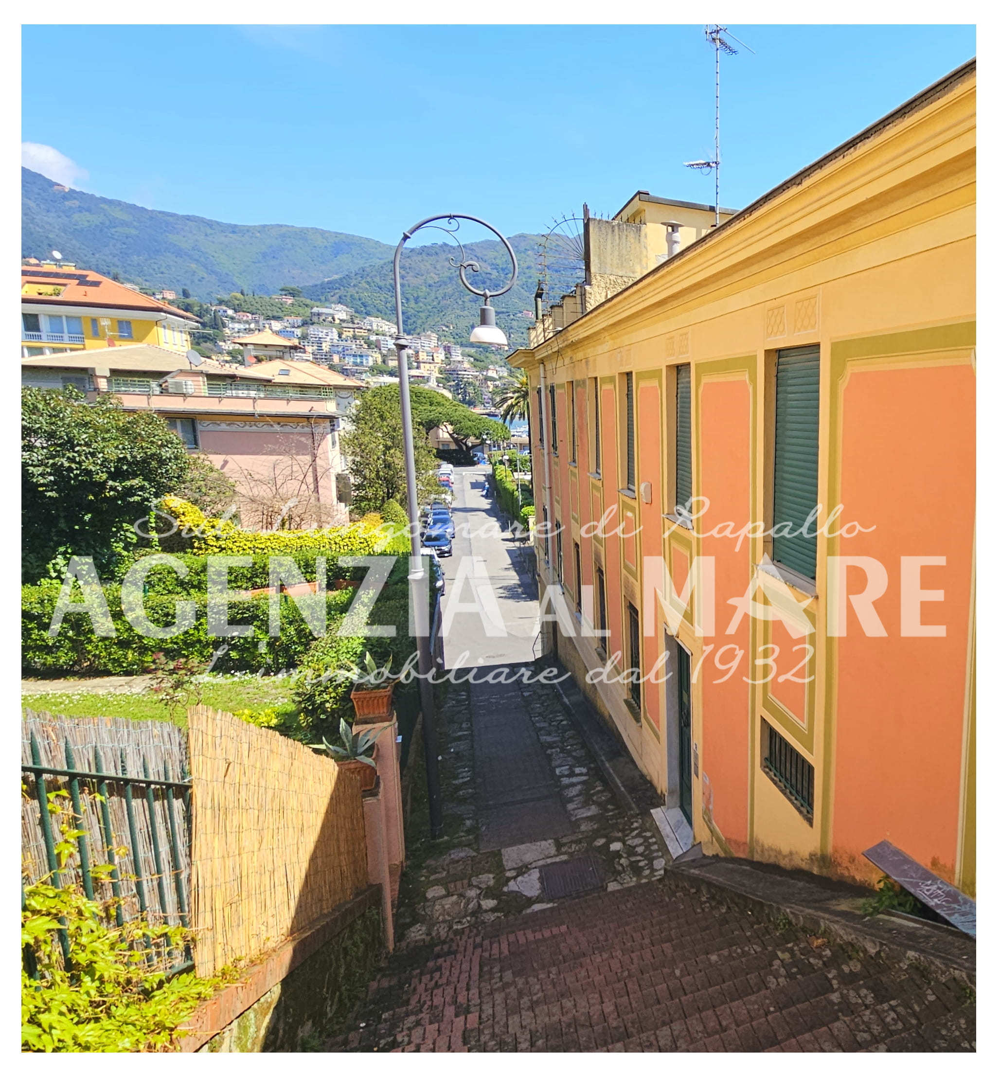 Trilocale da ristrutturare in via privata macera 18, Rapallo