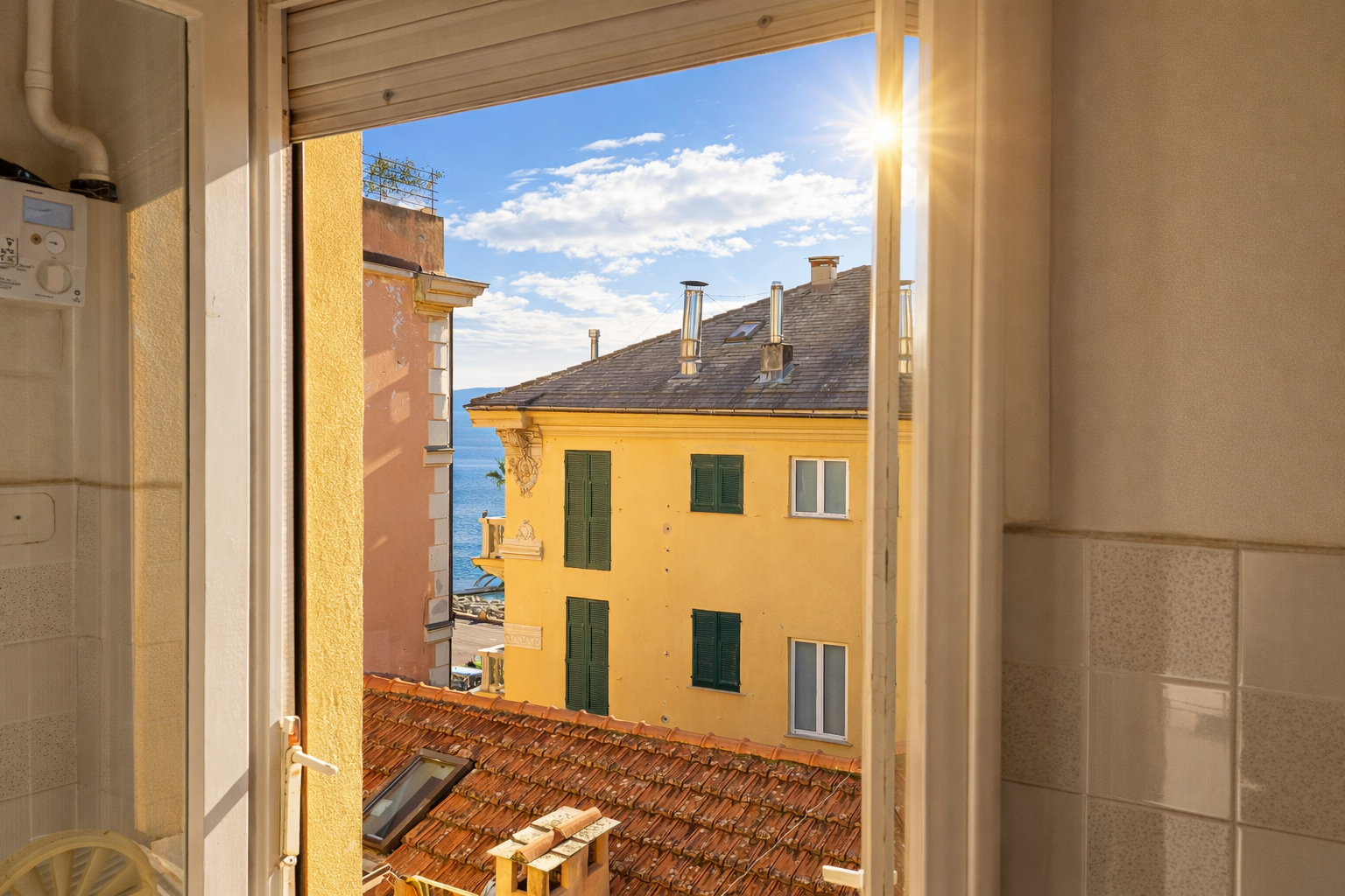 Trilocale da ristrutturare a Rapallo