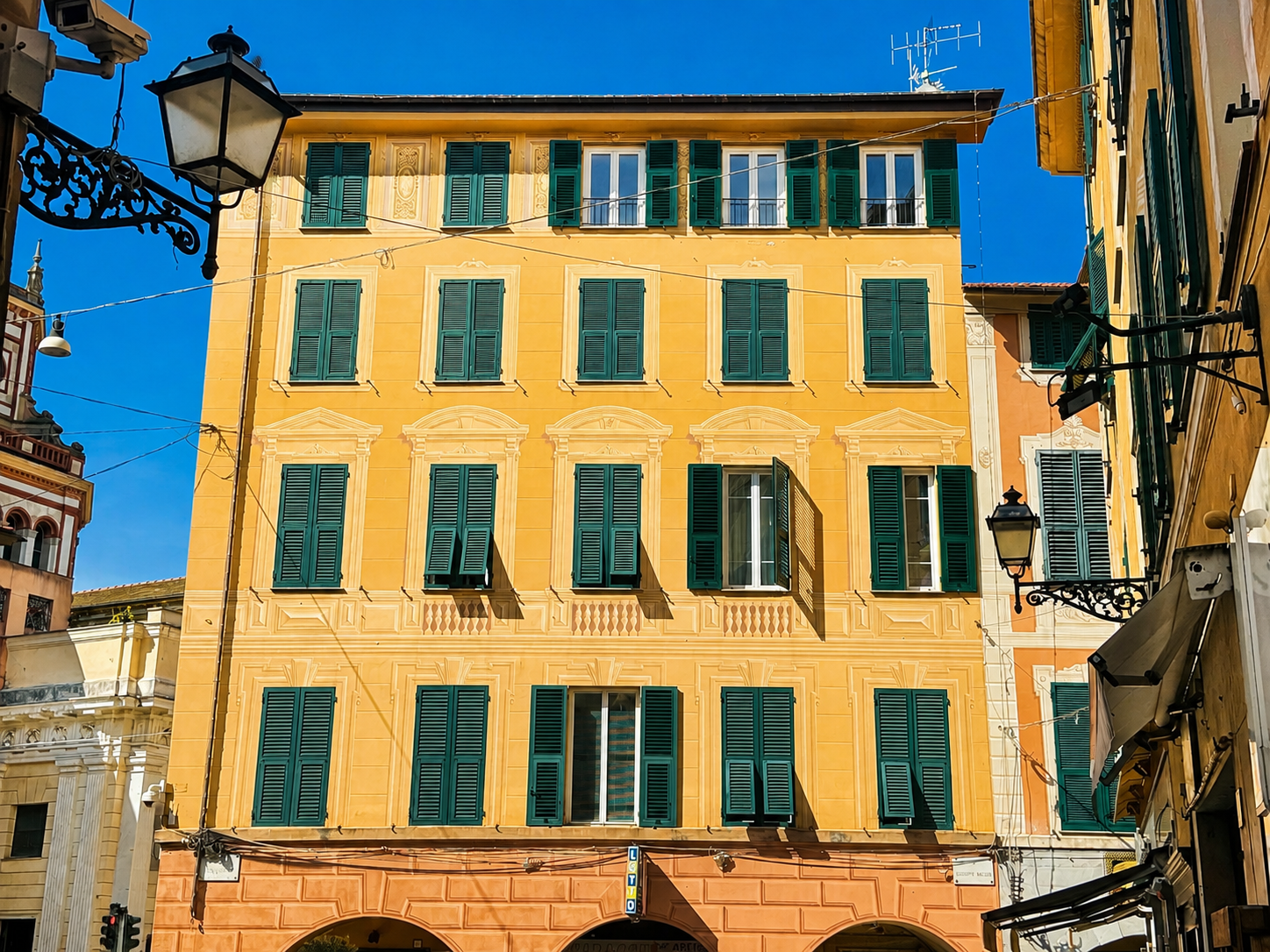 Quadrilocale ristrutturato a Rapallo