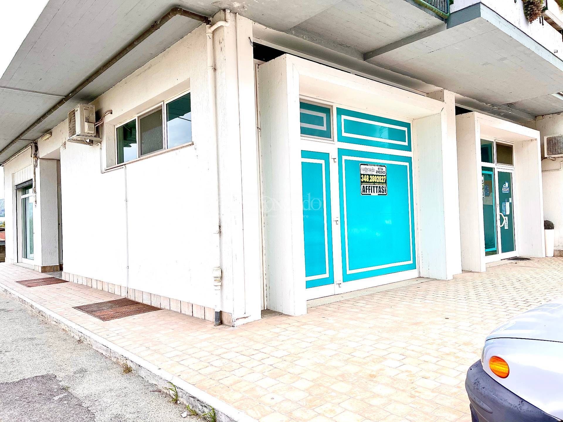 Locale commerciale in affitto a Monsampolo del Tronto, Stella di Monsampolo