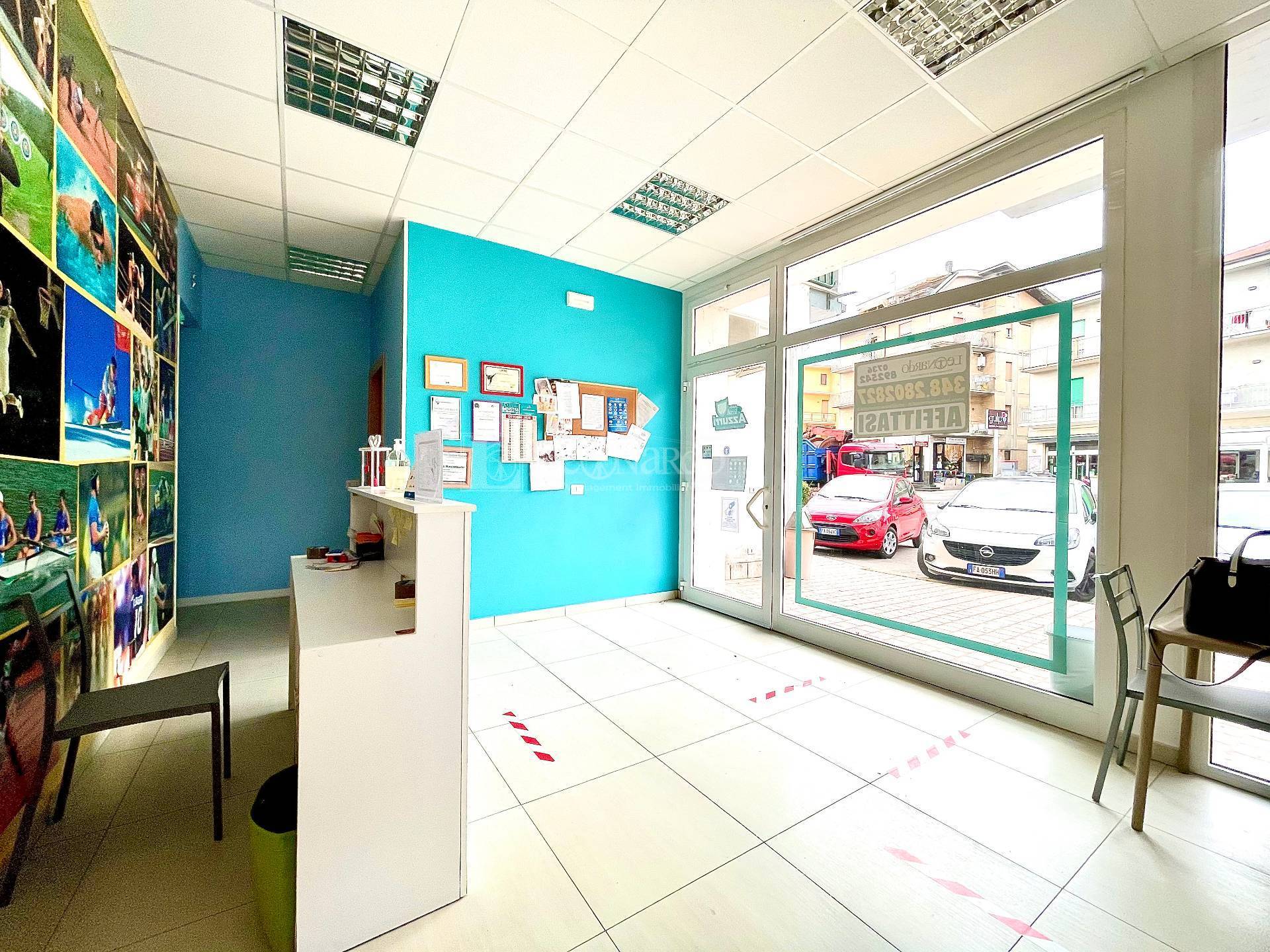 Locale commerciale in affitto a Monsampolo del Tronto, Stella di Monsampolo