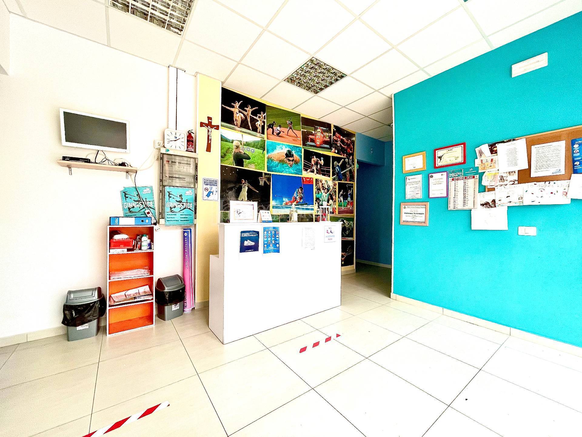 Locale commerciale in affitto a Monsampolo del Tronto, Stella di Monsampolo