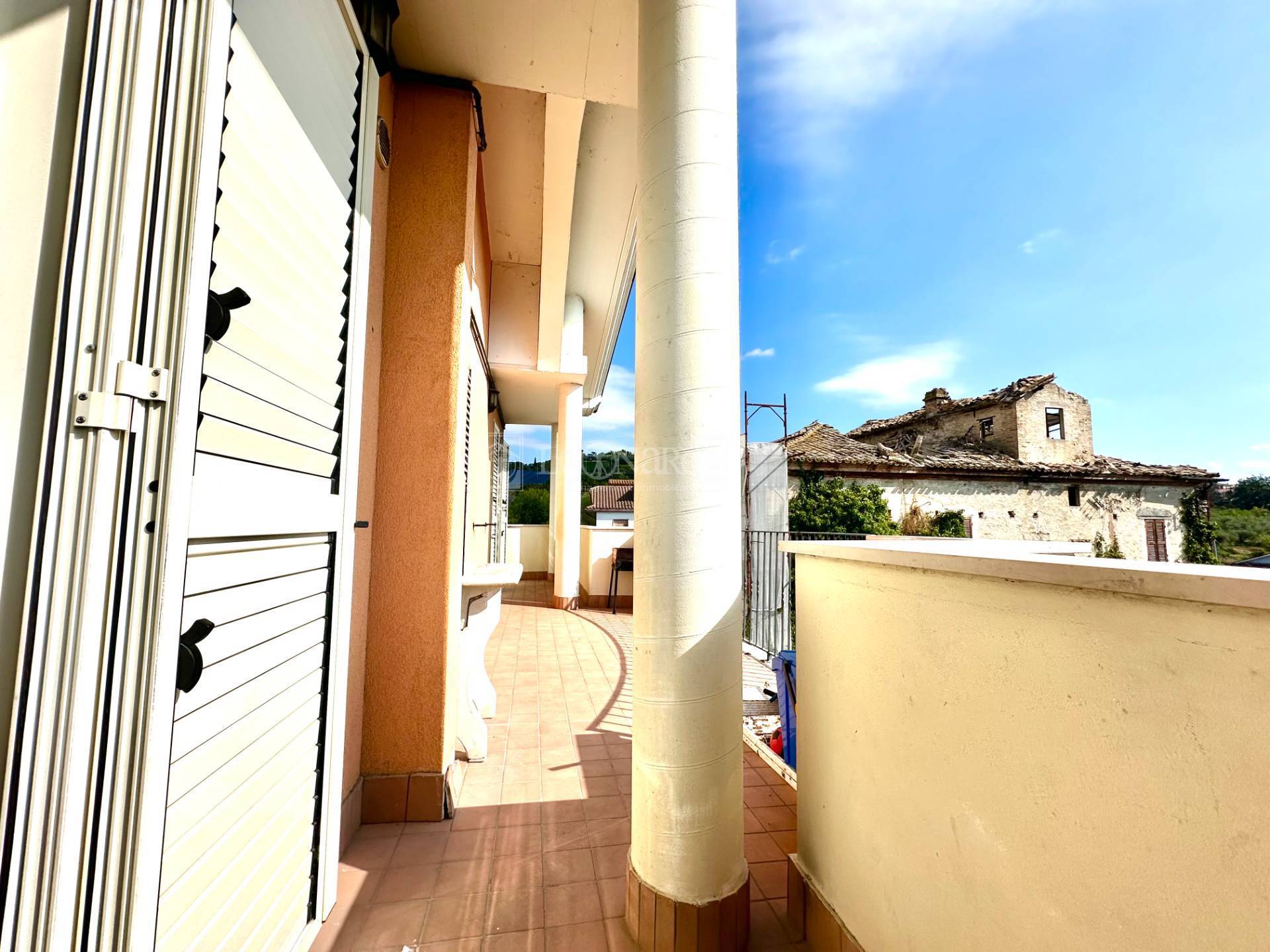 Appartamento in vendita a Colli del Tronto