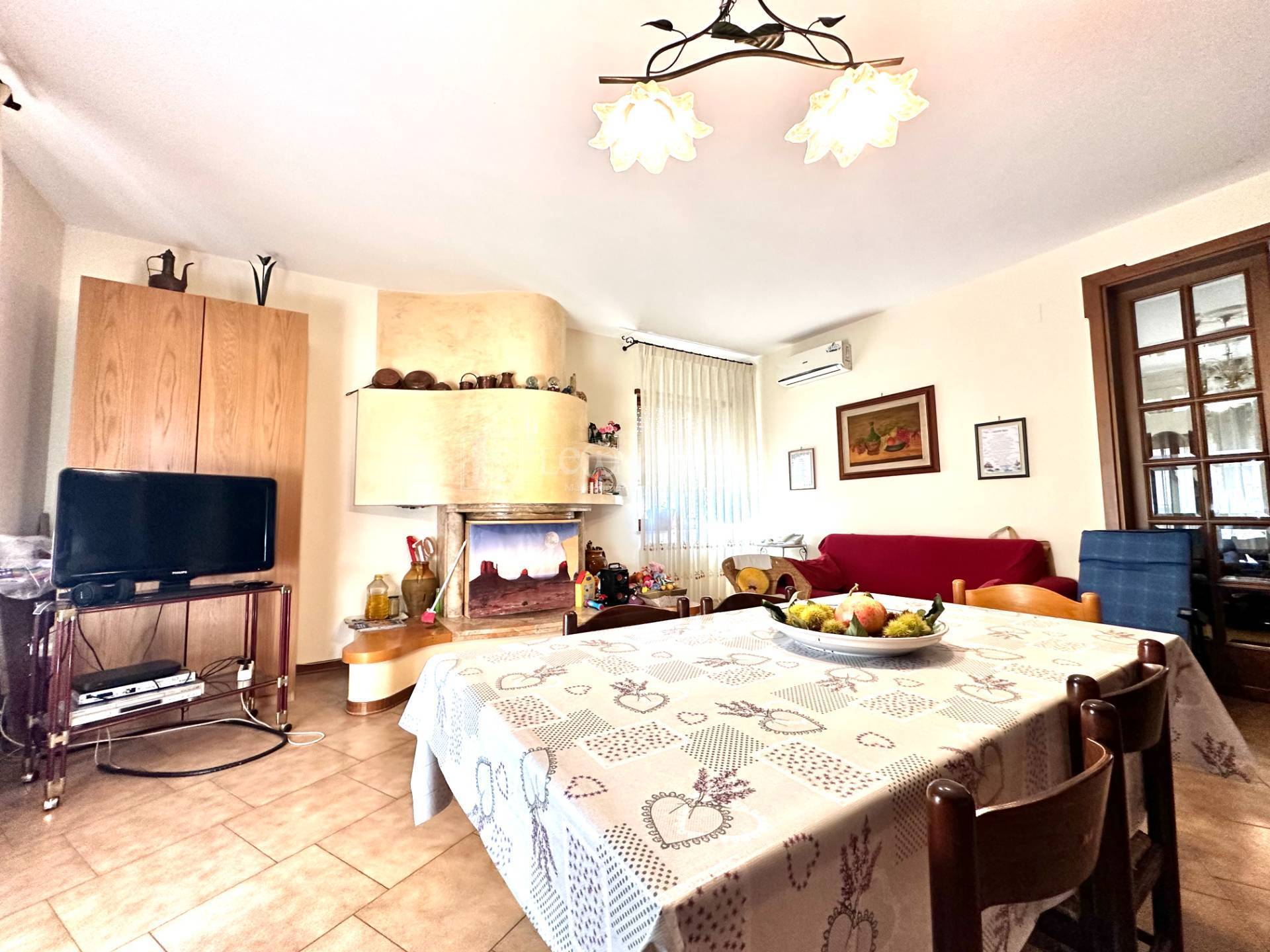 Appartamento in vendita a Colli del Tronto, Via Salaria