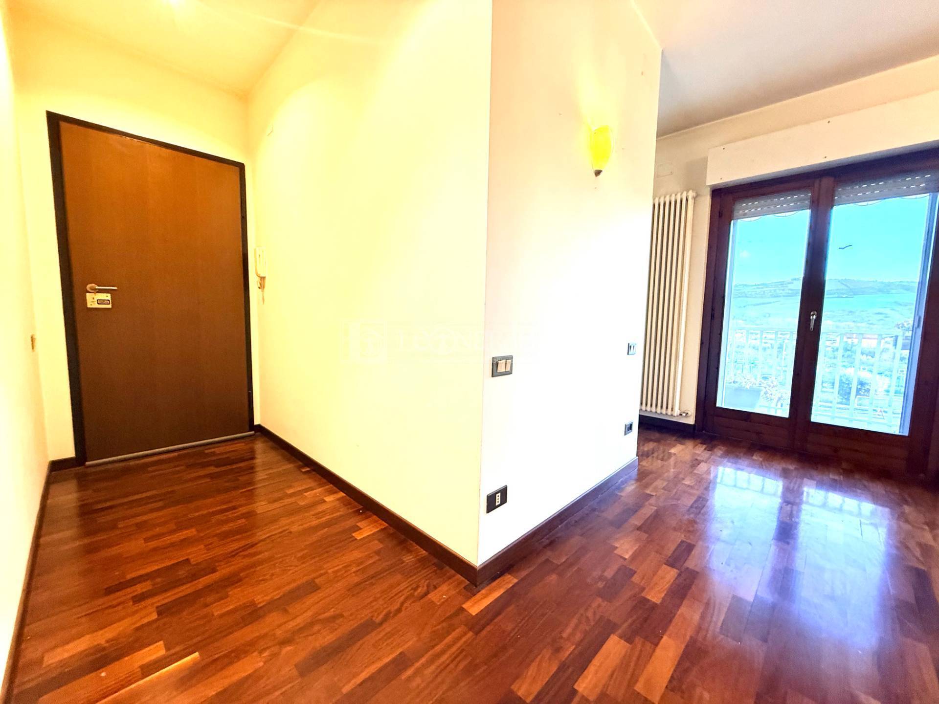 Appartamento in vendita a Colli del Tronto