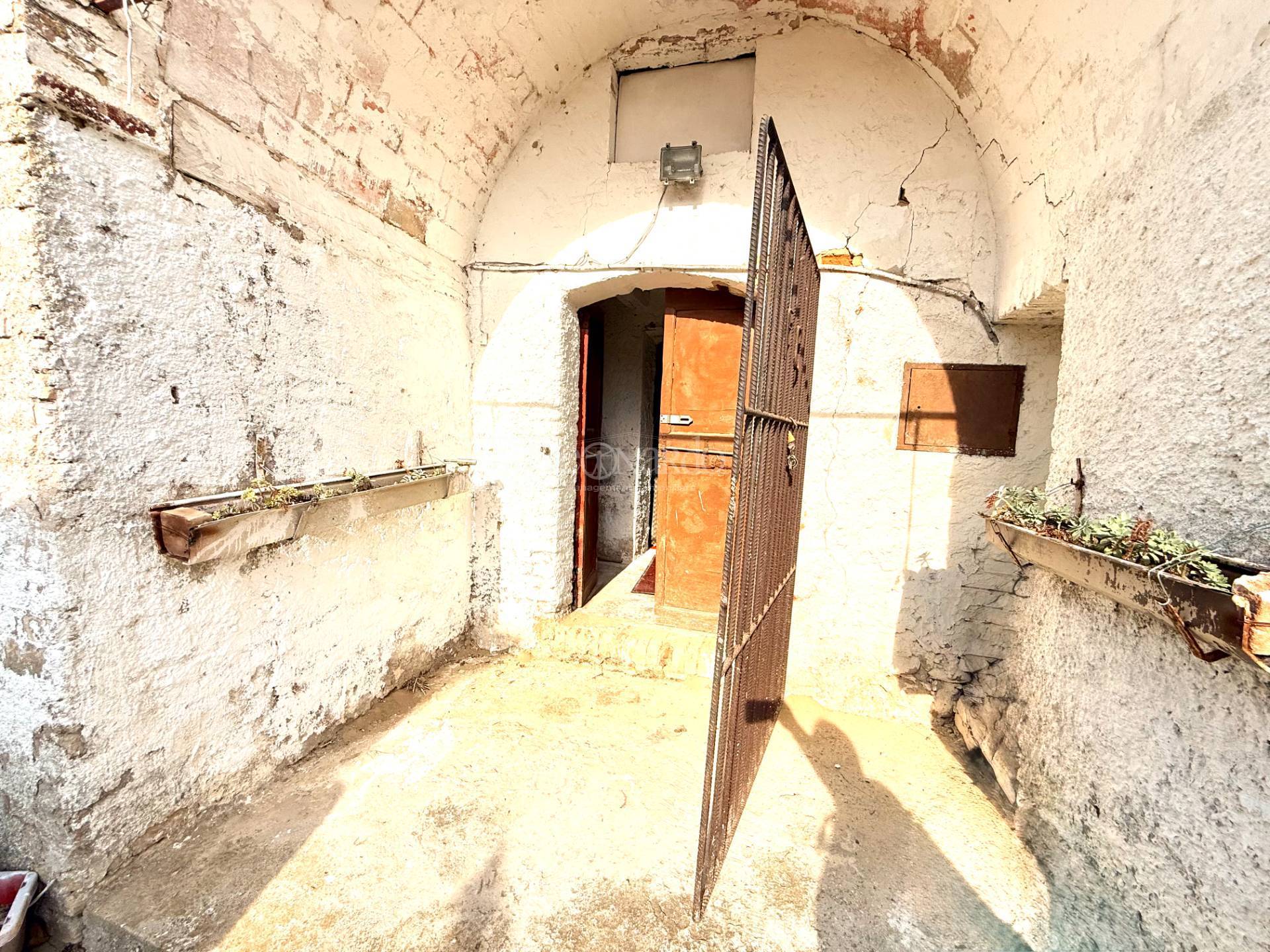 Rustico in vendita a Castorano