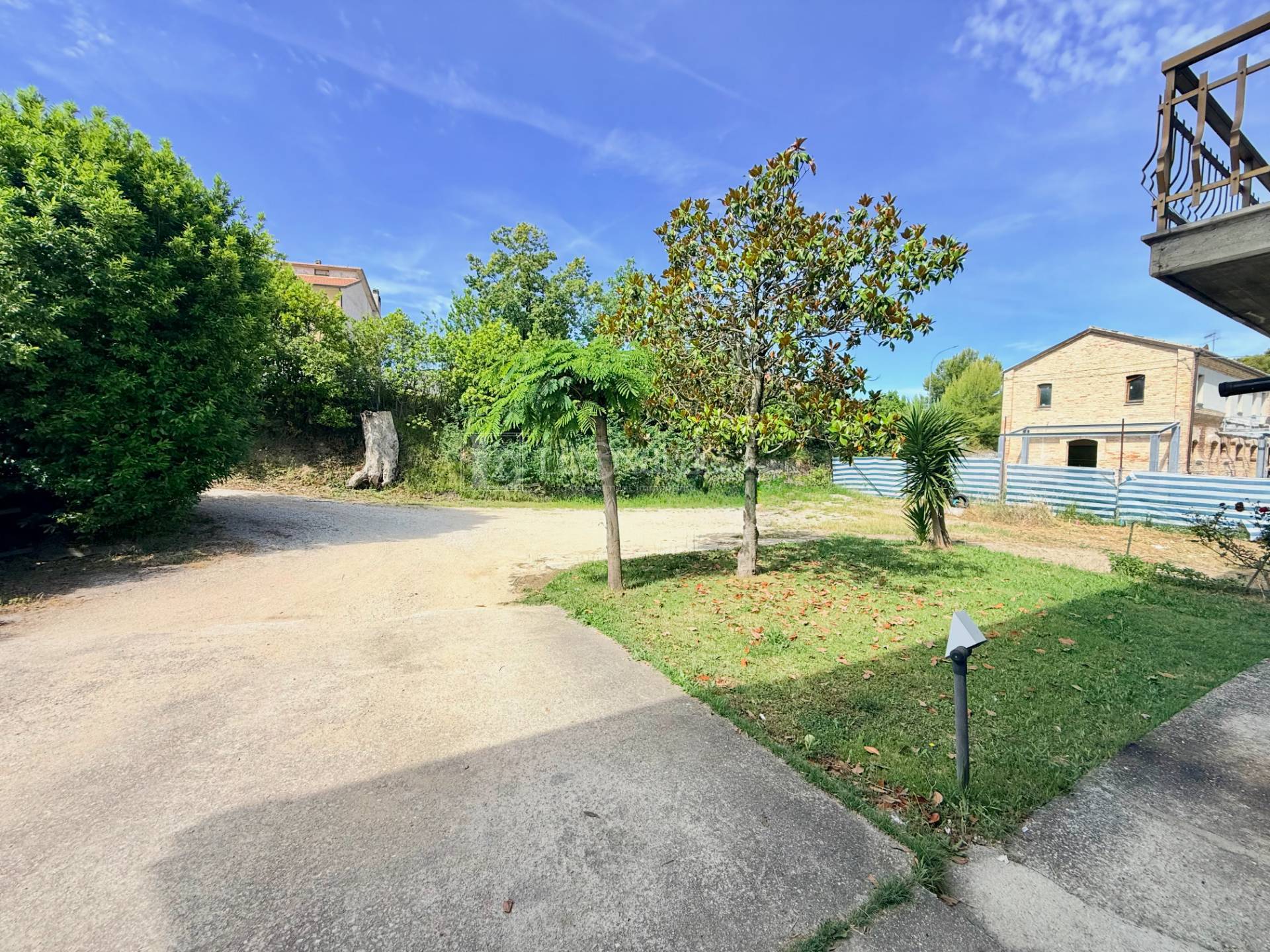 Casa indipendente in vendita a Acquaviva Picena