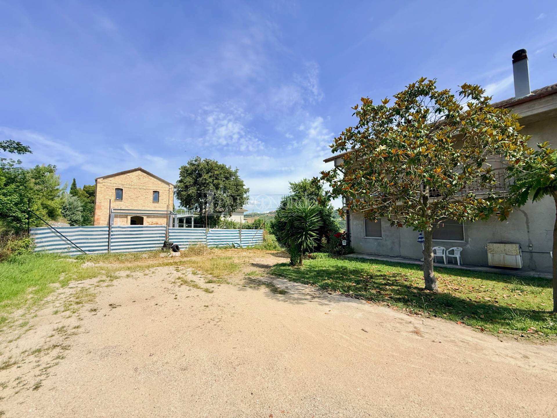 Casa indipendente in vendita a Acquaviva Picena