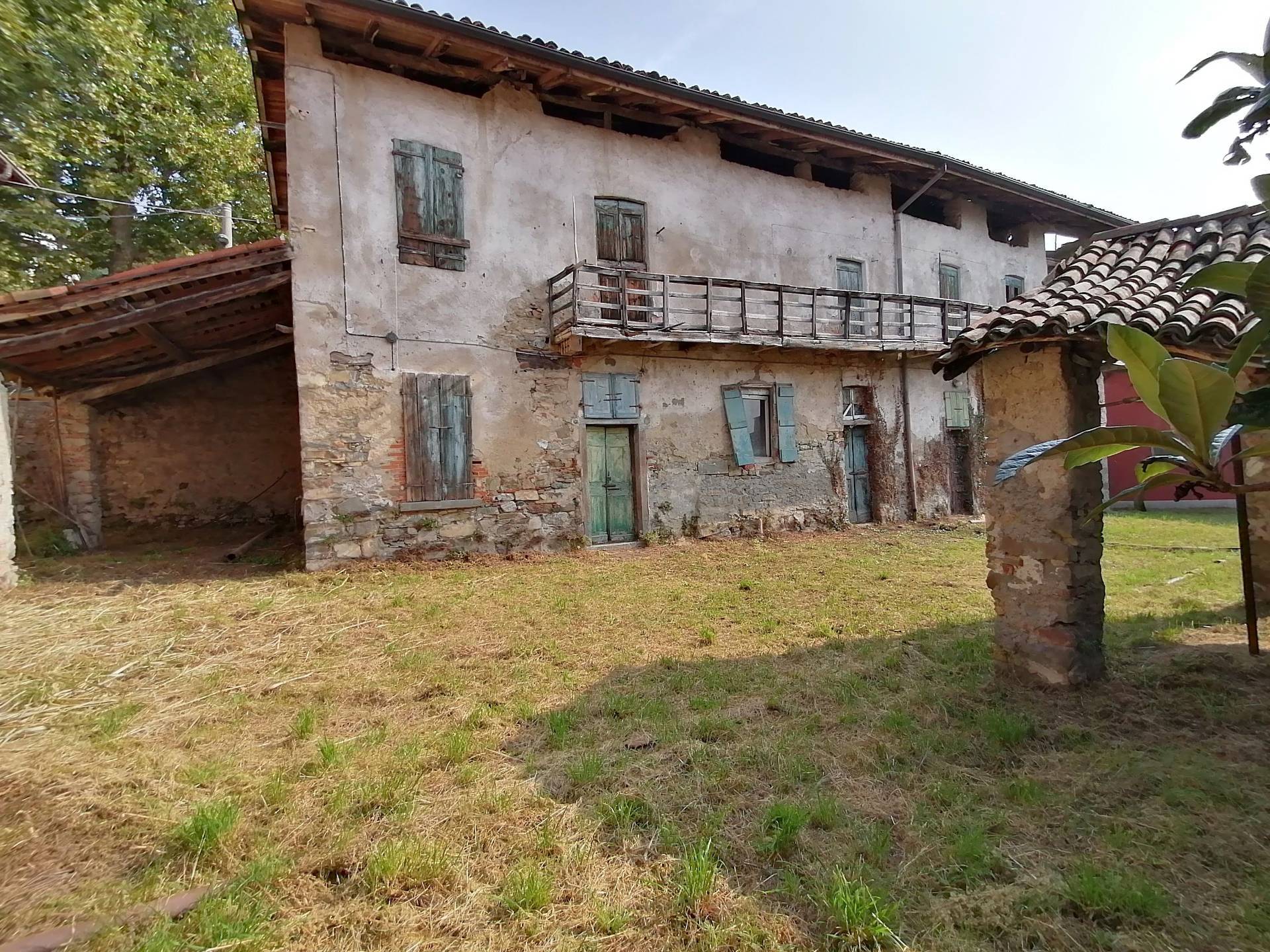 Rustico in vendita a Oggiono