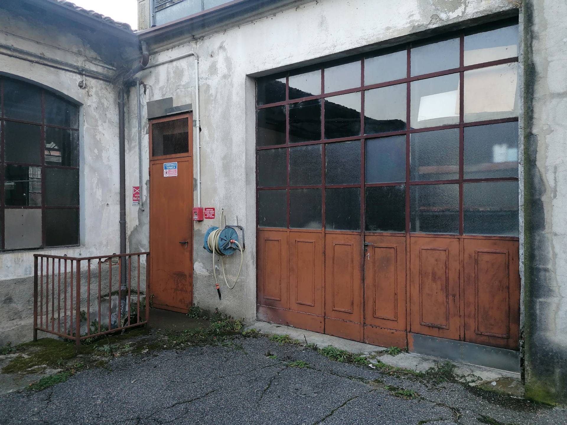 Capannone in vendita a Valgreghentino