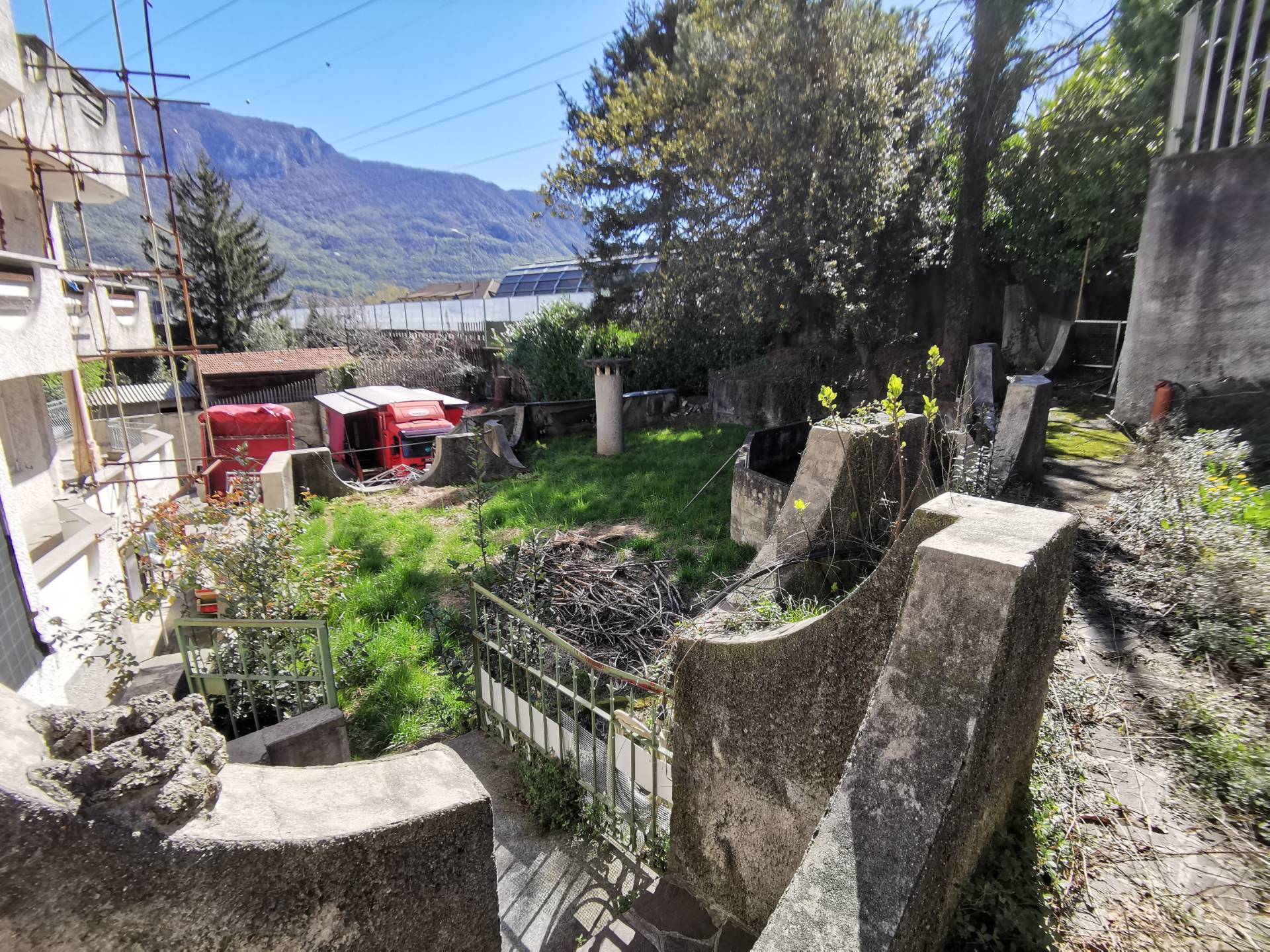 Villa singola in vendita a Pescate