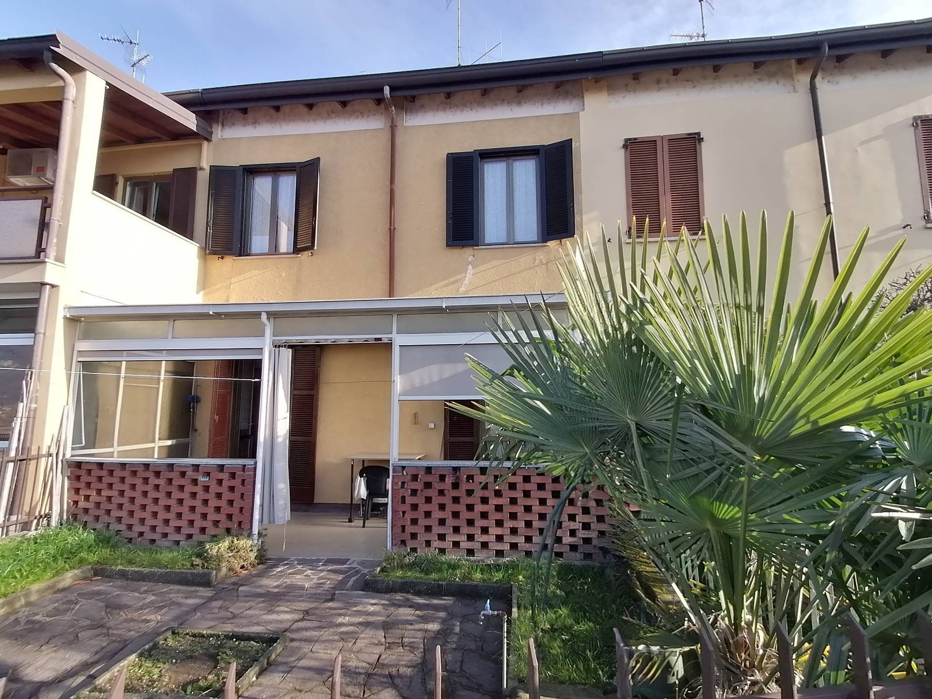Villa a schiera in vendita a Lecco