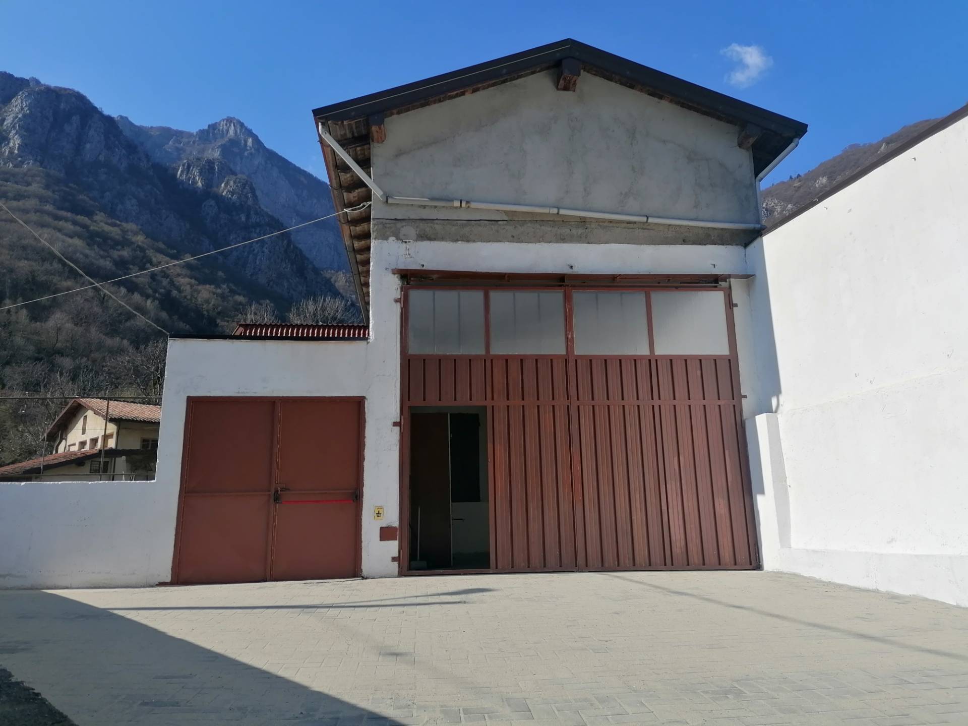 capannone in affitto a Lecco