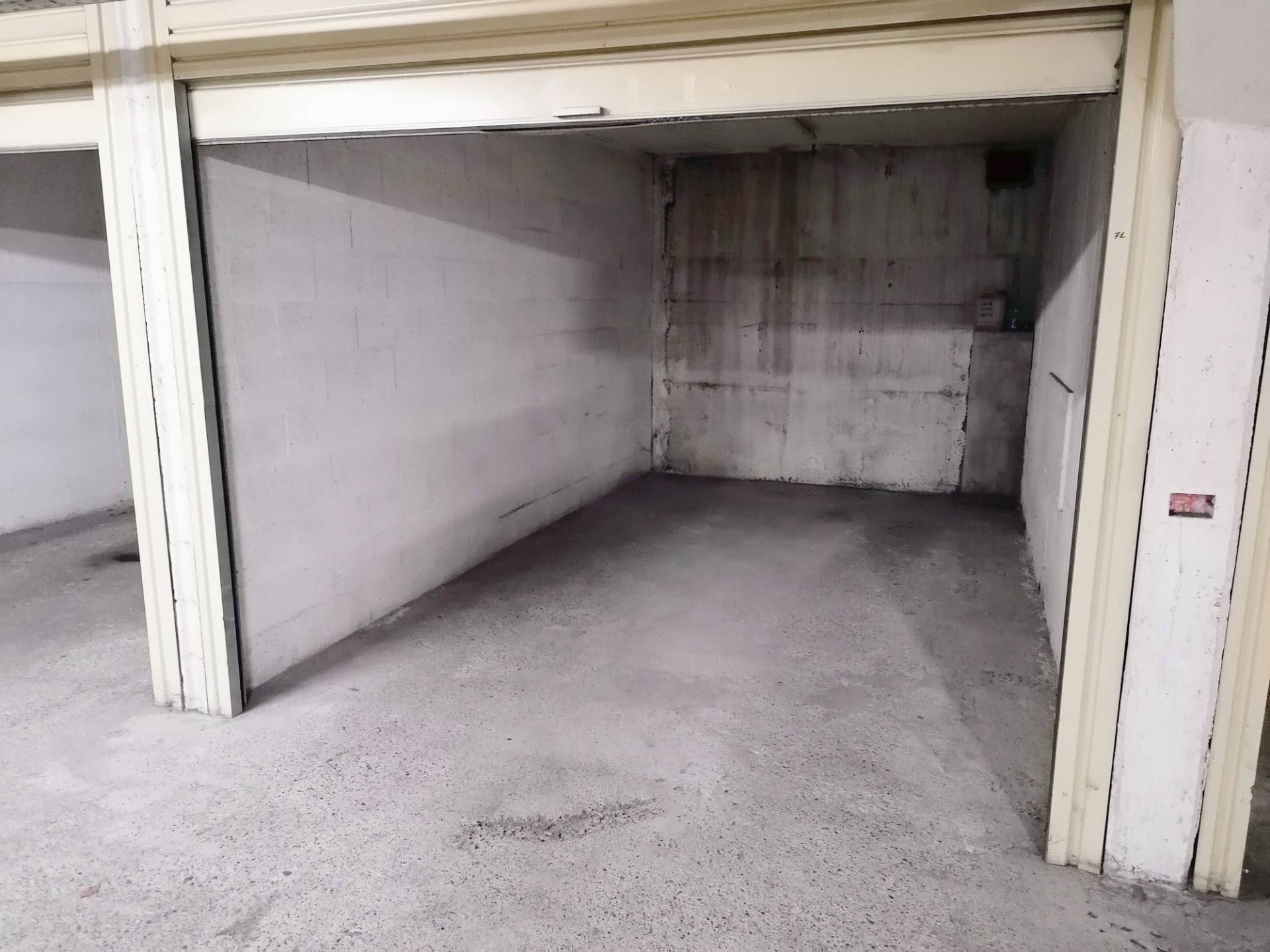 Box o garage in vendita a Lecco