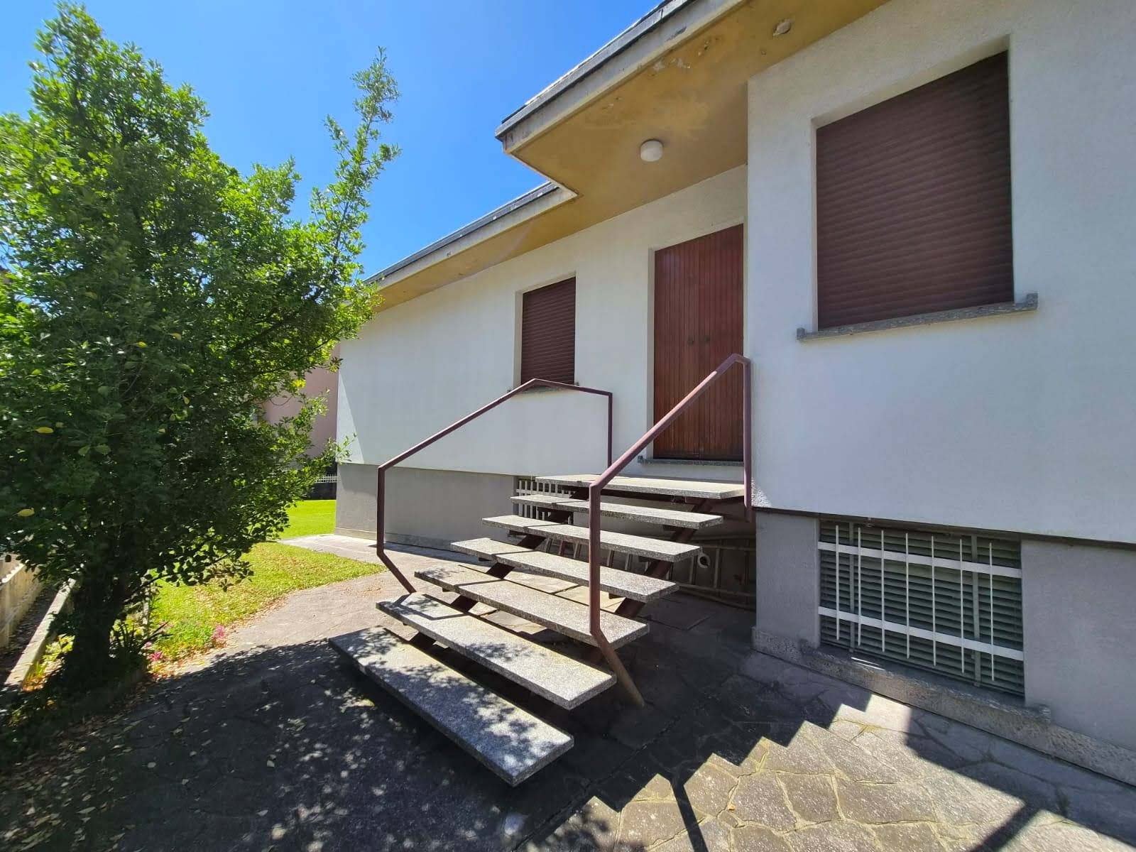 Villa singola in vendita a Lecco