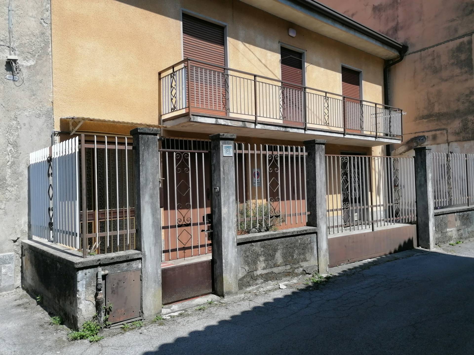 Casa Indipendente in vendita a Lecco