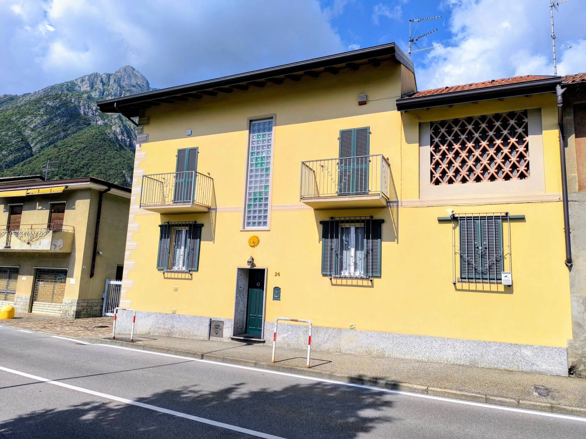 Casa Indipendente in vendita a Valmadrera