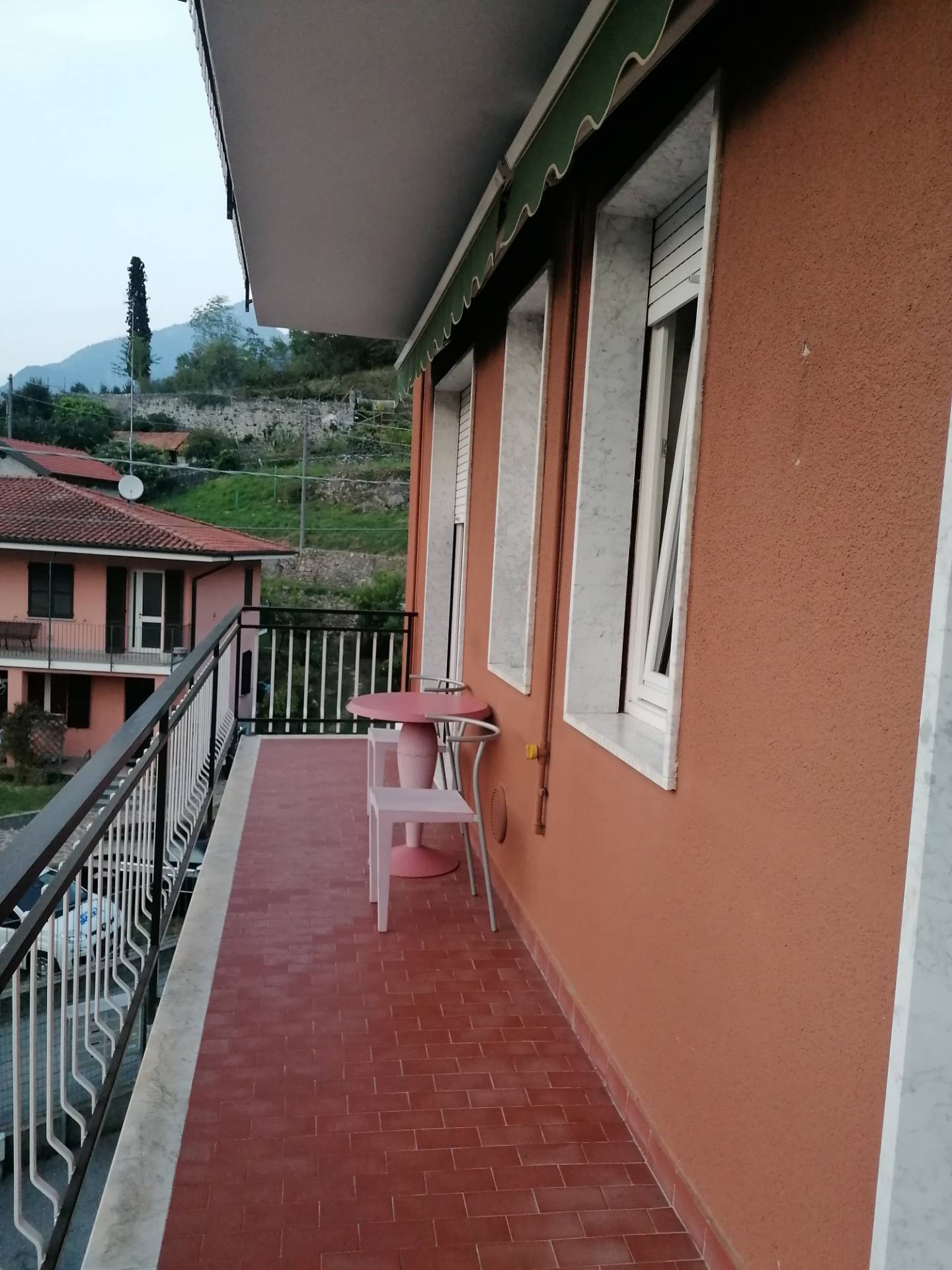Appartamento in vendita a Abbadia Lariana