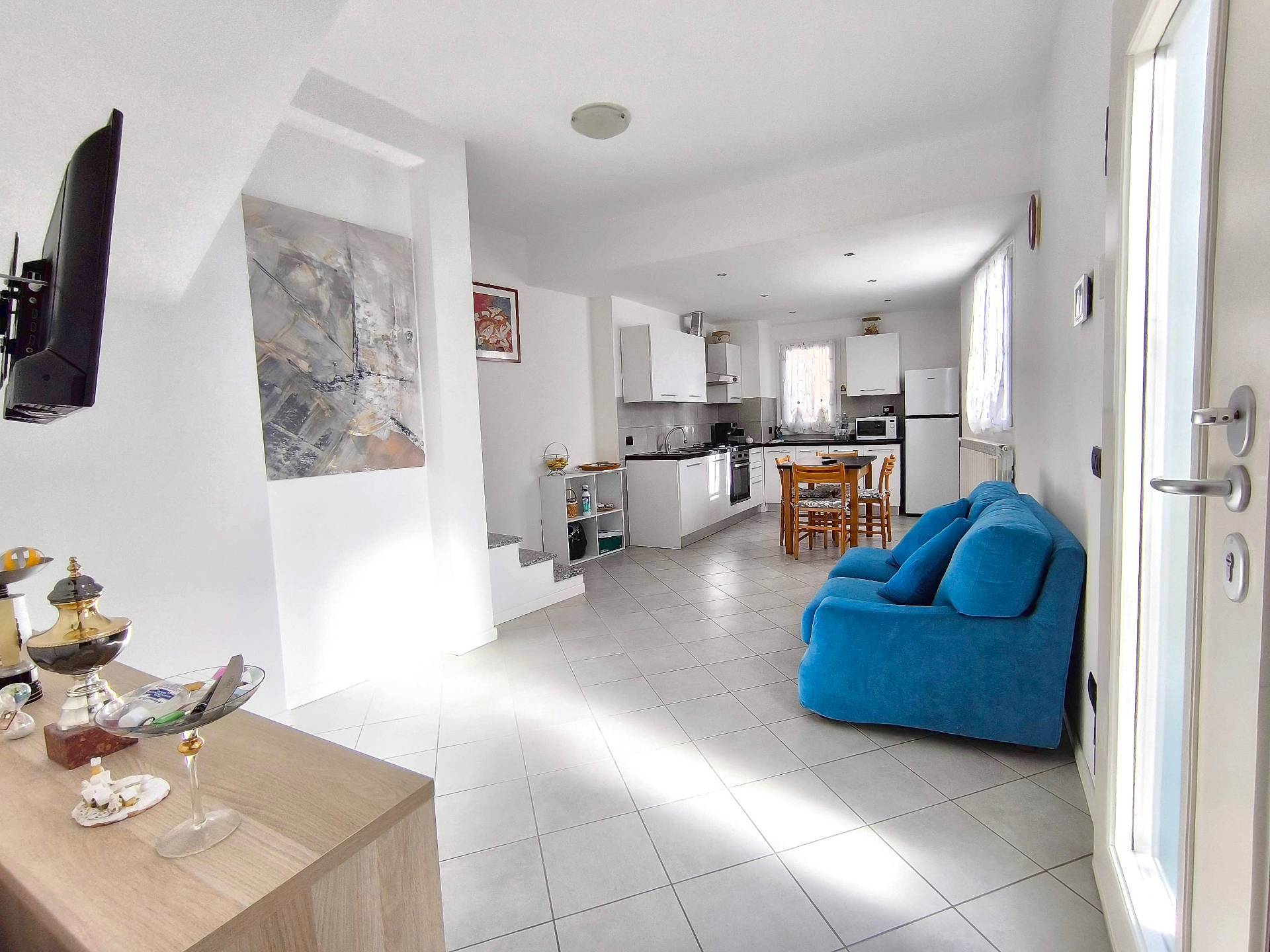 Casa Indipendente in vendita a Valmadrera