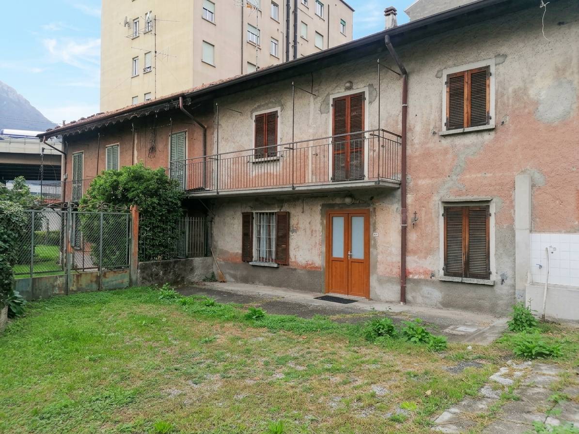 Appartamento in vendita a Lecco
