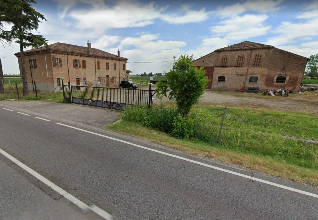 Casa indipendente da ristrutturare, Ferrara fuori mura - zona est