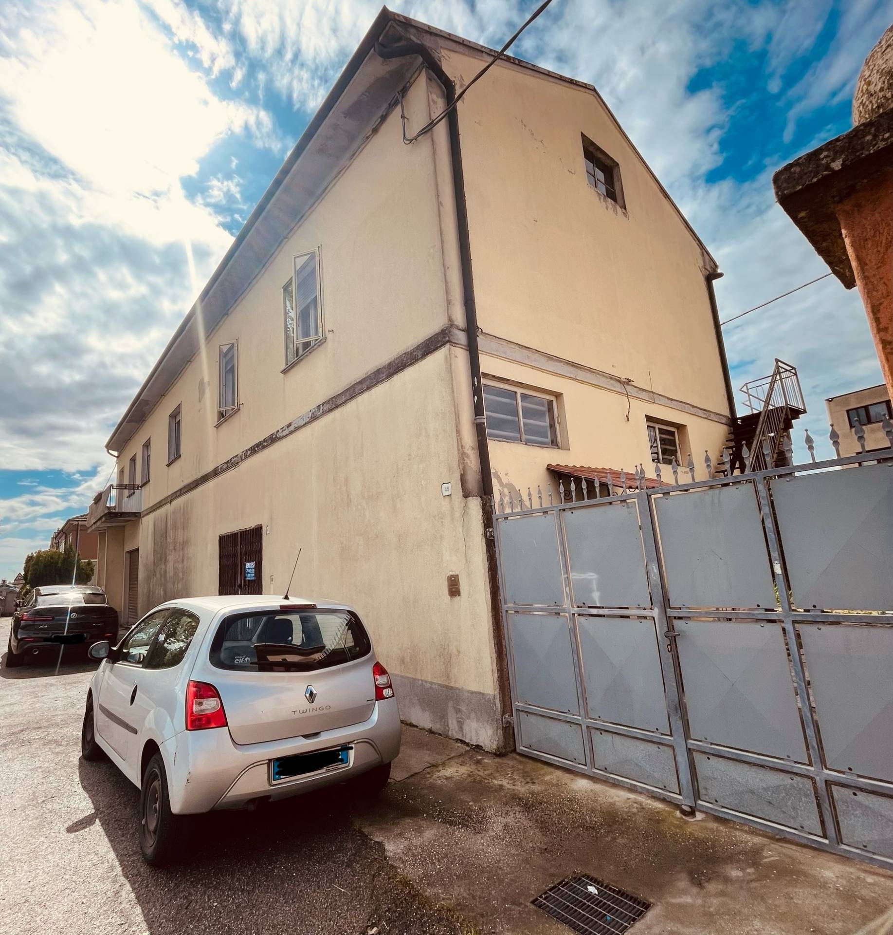 Casa indipendente con terrazzo, Ferrara porotto-cassana