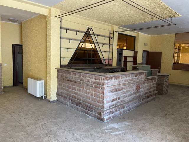 Negozio in vendita a Comacchio, Lido delle Nazioni