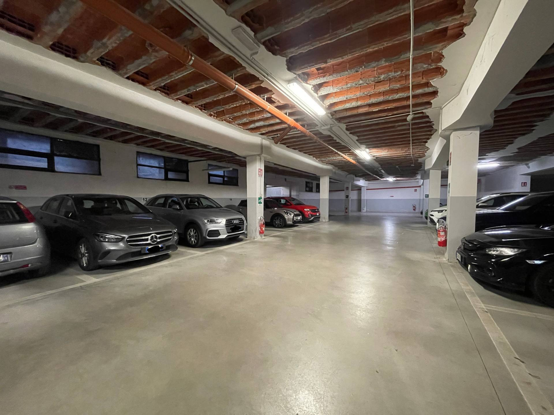 Posto auto coperto in vendita a Ferrara, Fuori Mura - Zona Nord-Ovest