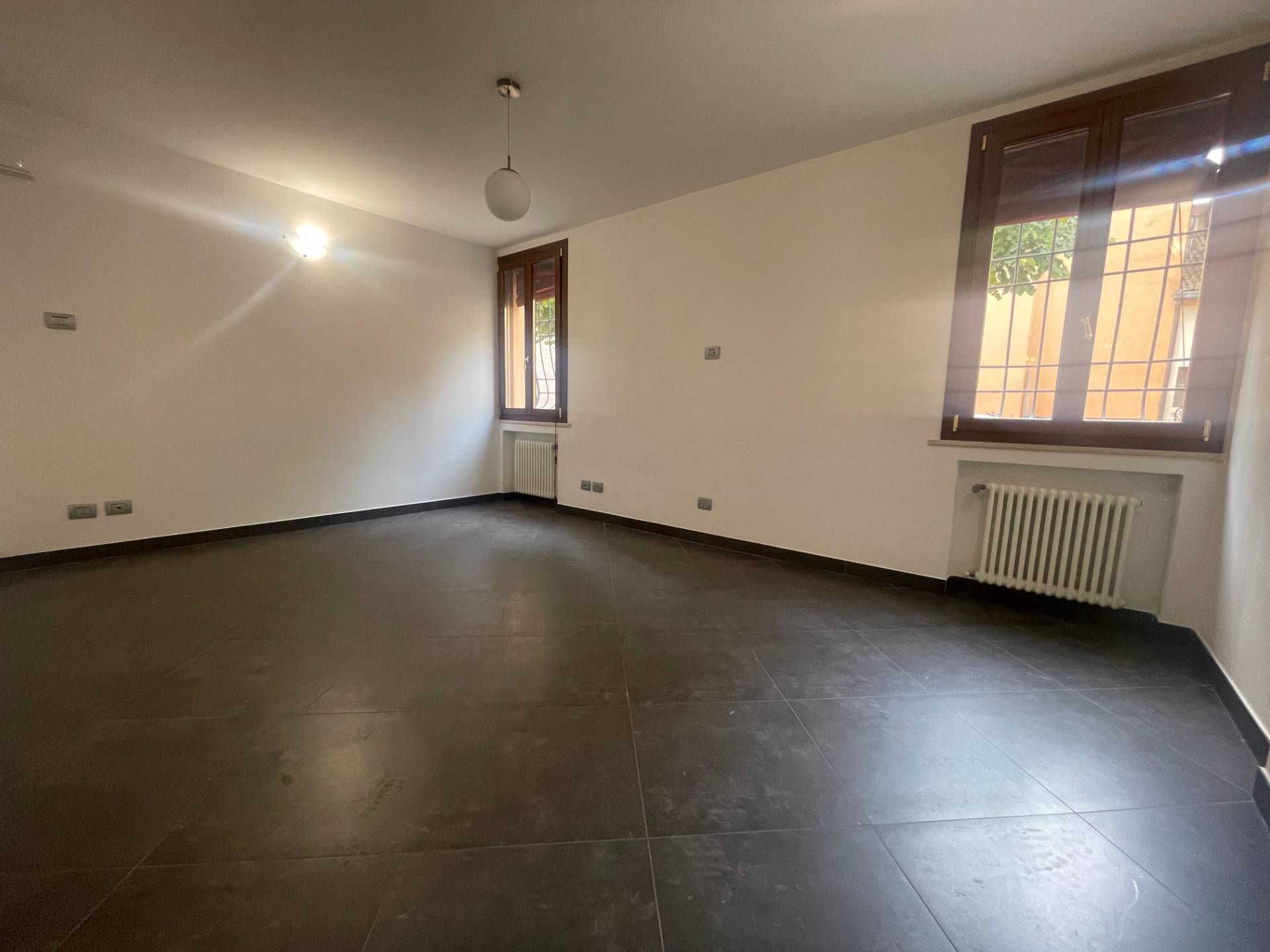 Appartamento in affitto a Ferrara, Centro storico