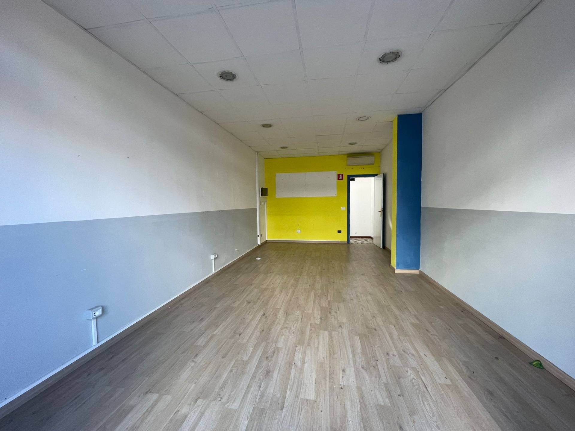 Negozio in vendita a Ferrara, Fuori Mura - Zona Sud