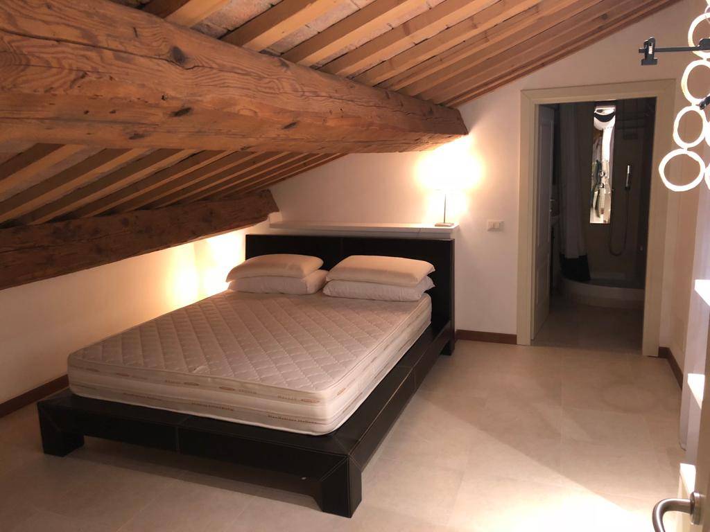 Appartamento in vendita a Ferrara, Centro storico