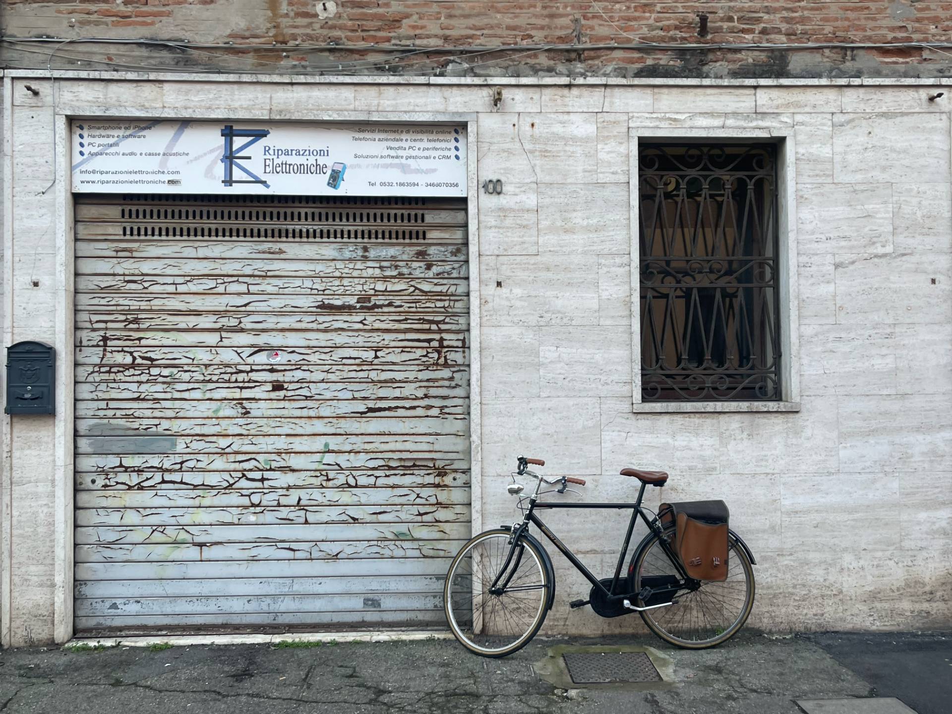 Garage / Posto auto in vendita a Ferrara, Centro storico
